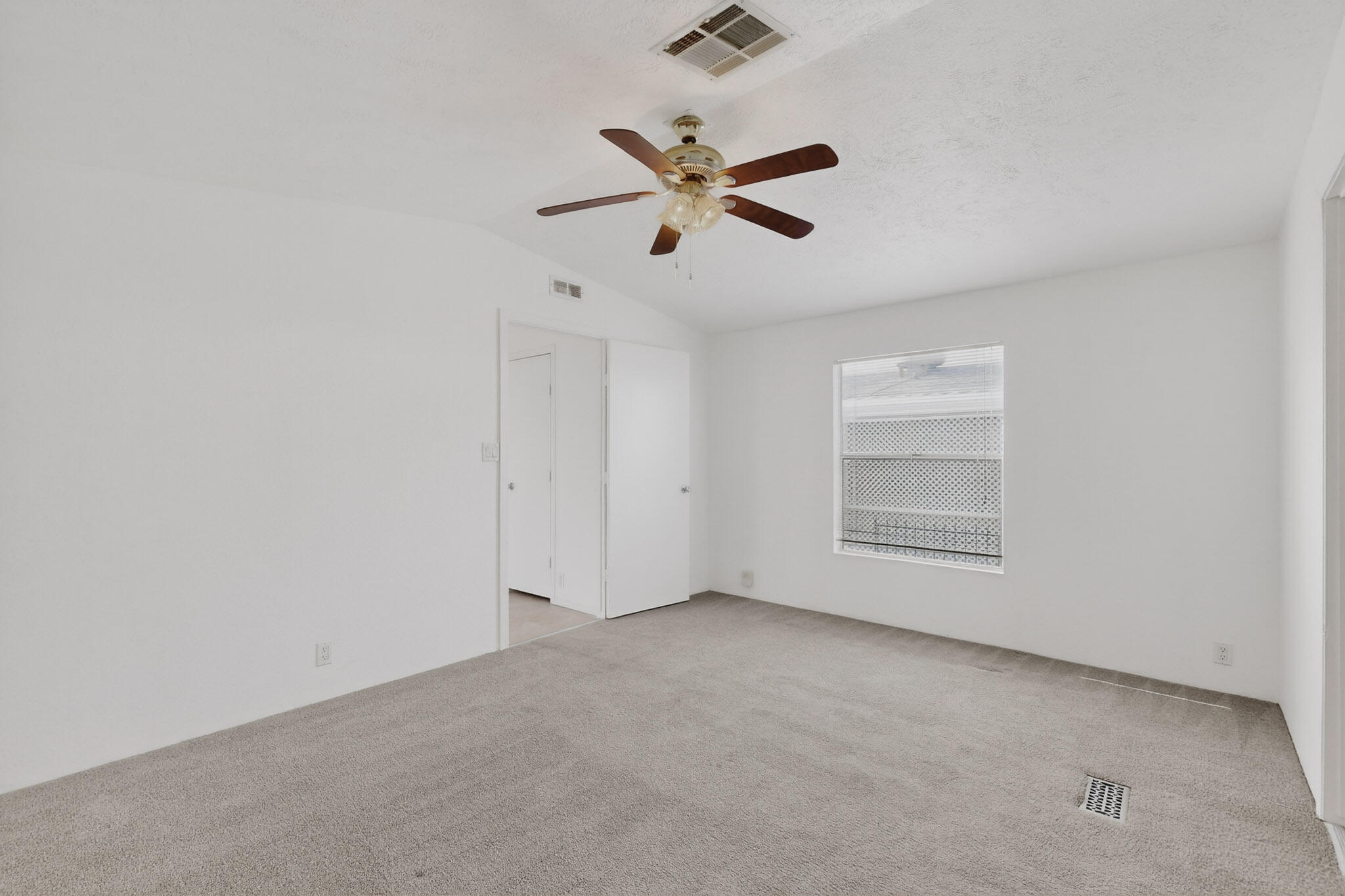 7225 Remington Drive NE