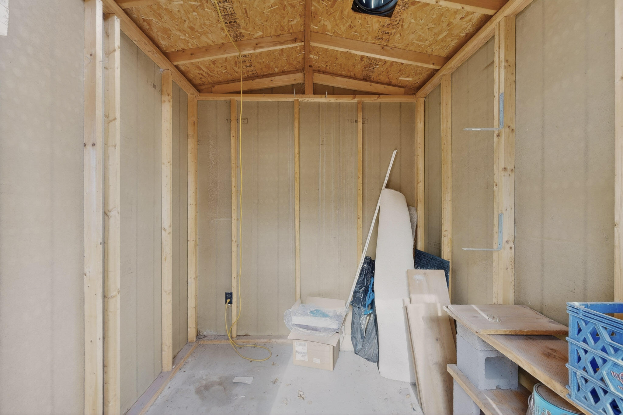 7225 Remington Drive NE