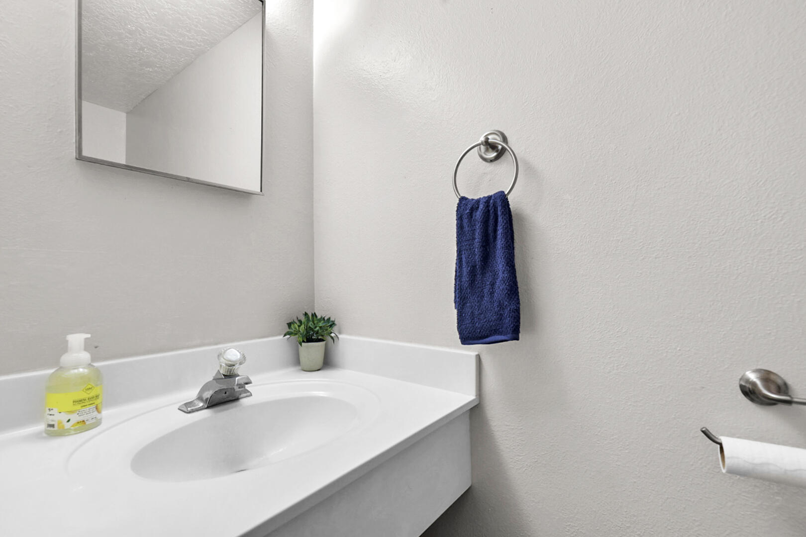 1121 Chelwood Park Boulevard NE APT 7