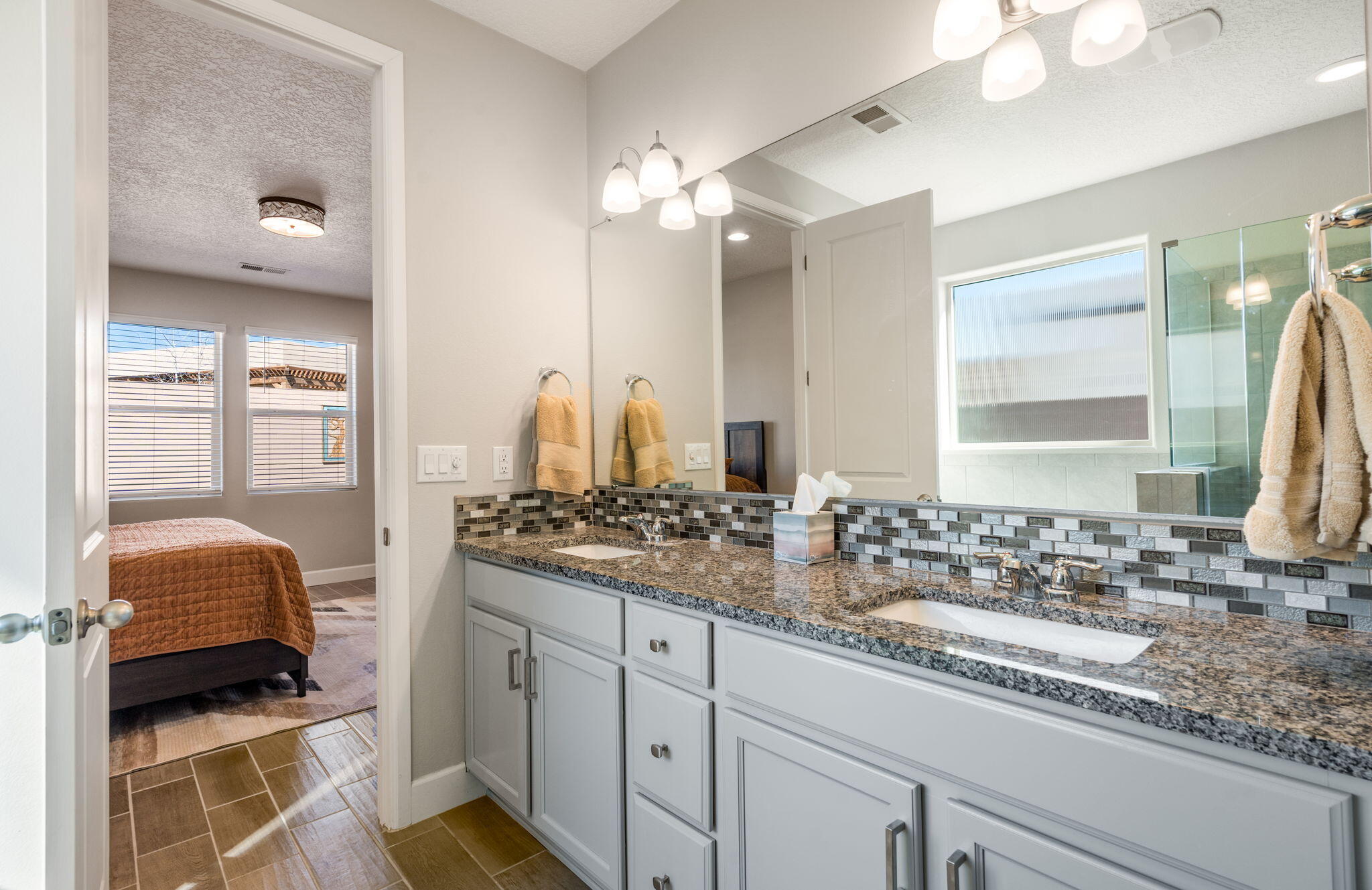 1914 Castle Peak Loop NE