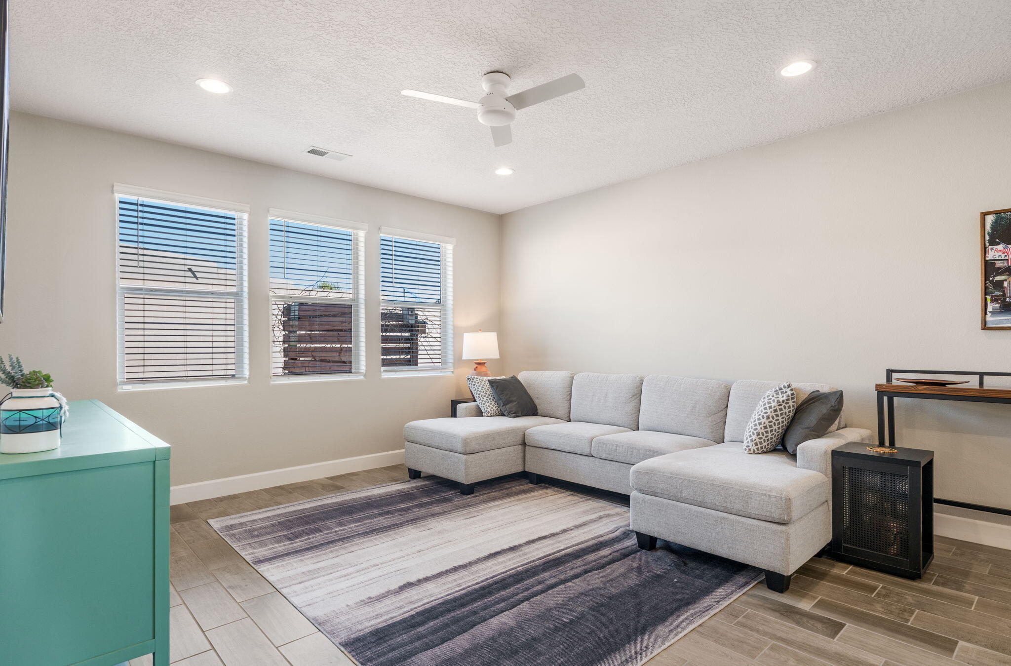 1914 Castle Peak Loop NE