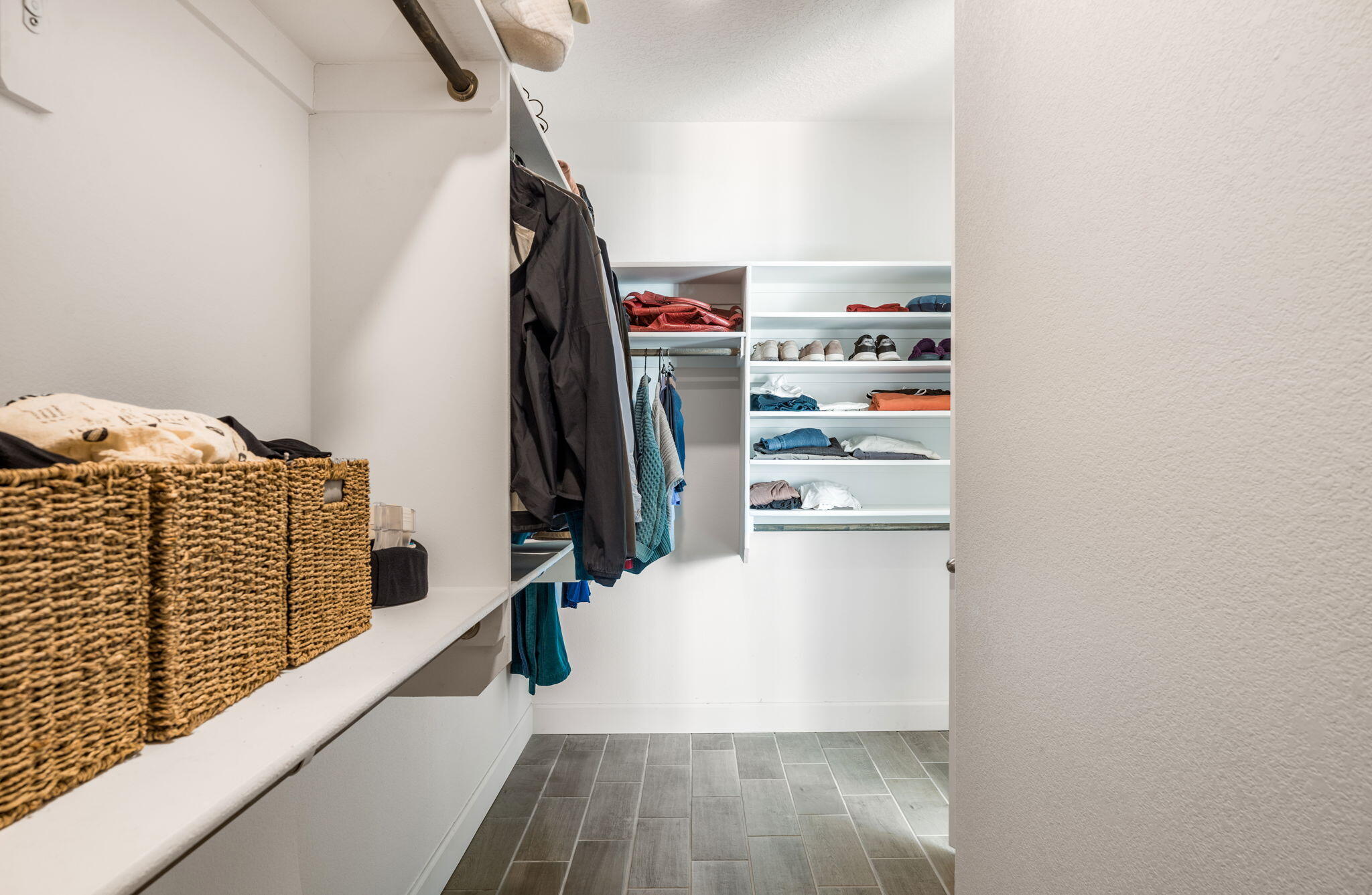 1914 Castle Peak Loop NE