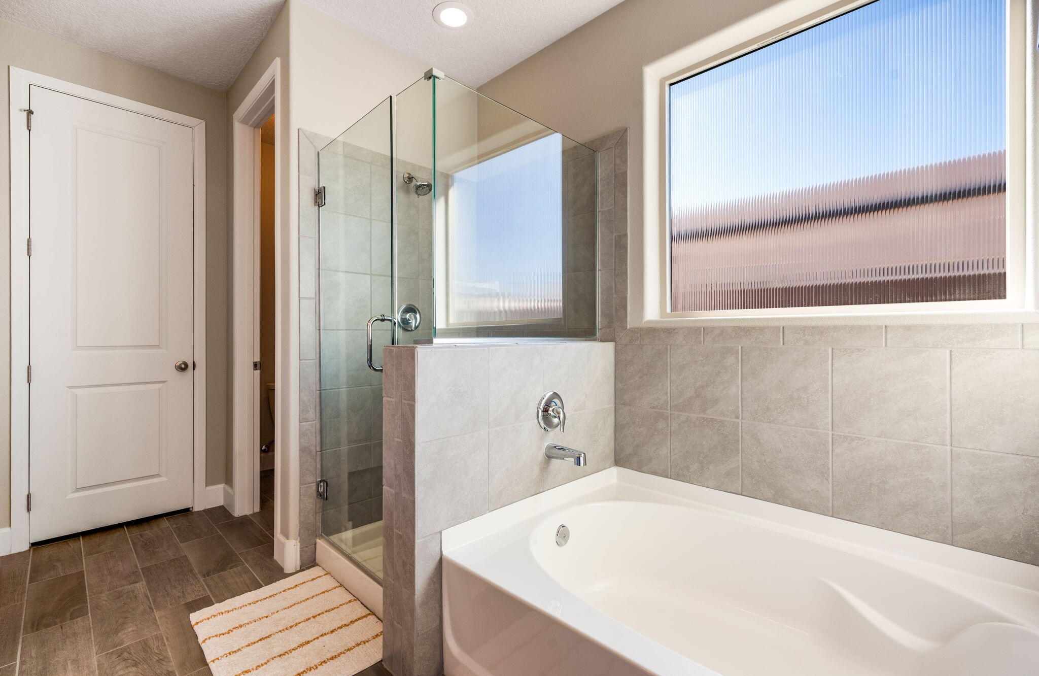 1914 Castle Peak Loop NE