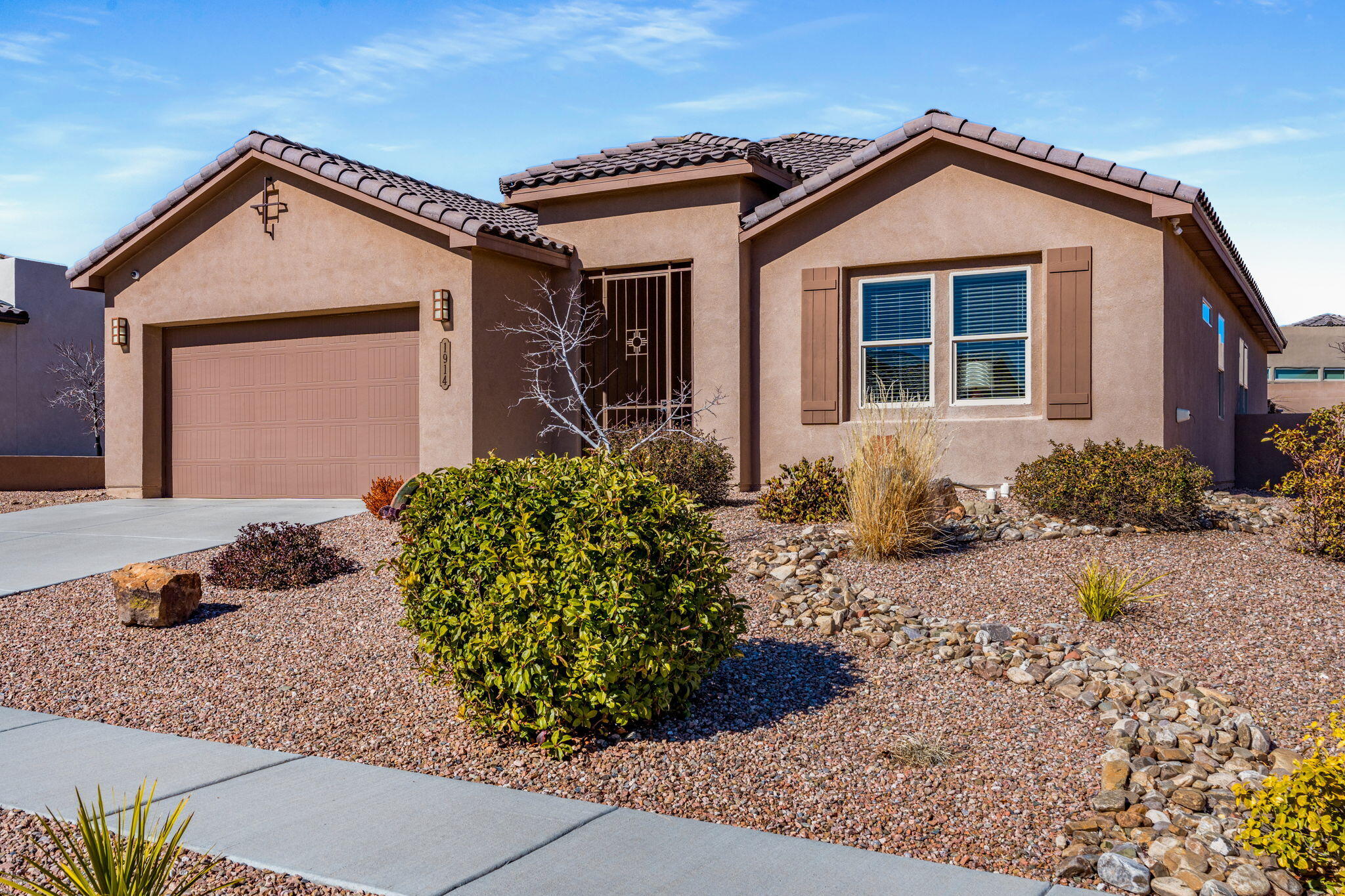 1914 Castle Peak Loop NE