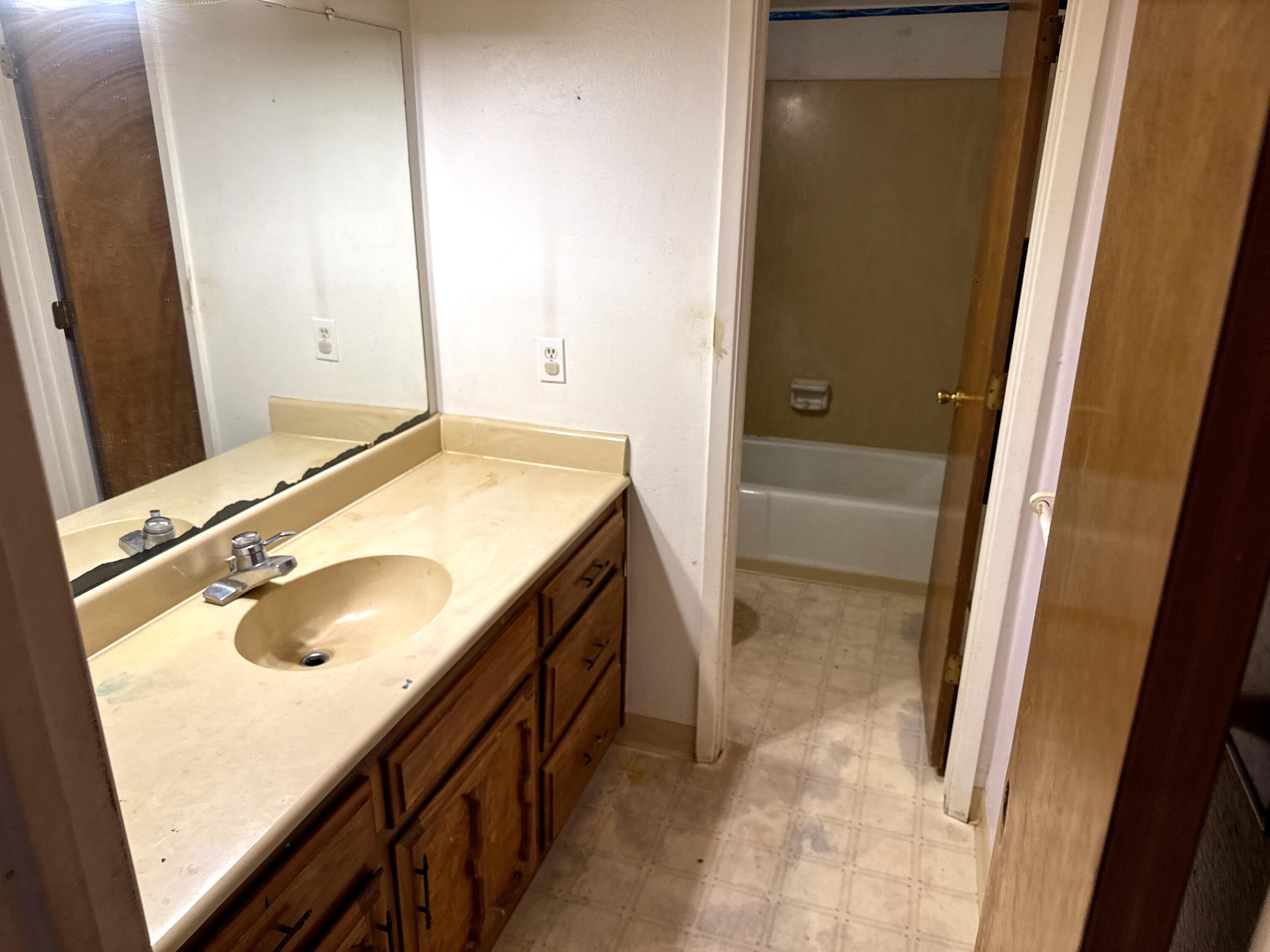 37 Mallette Drive NW