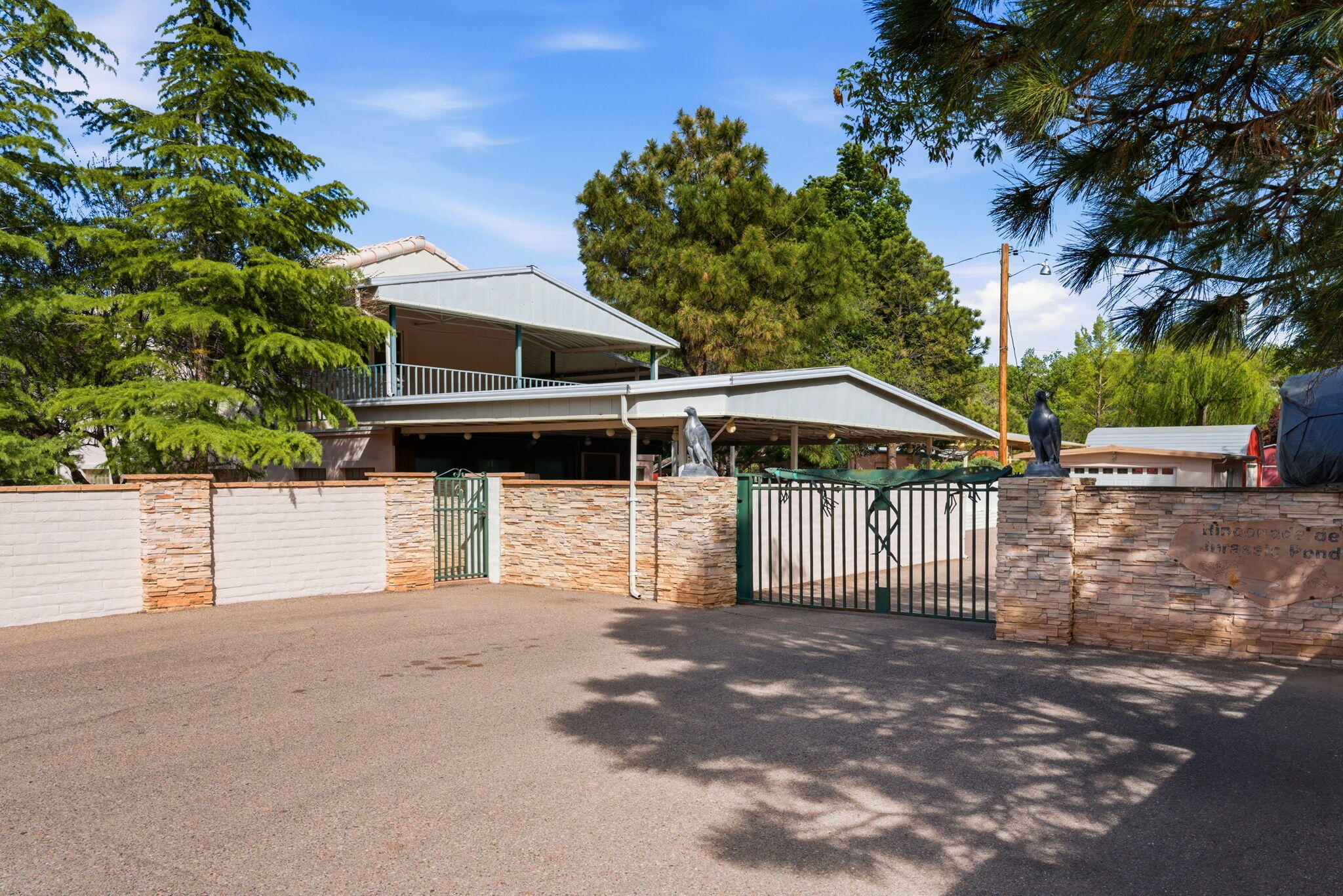 10020 Loretta Drive NW