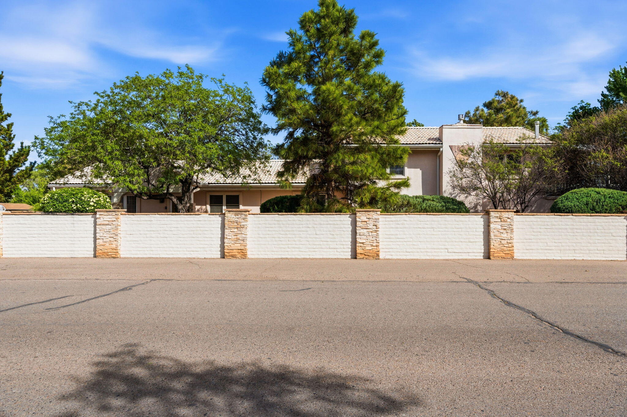 10020 Loretta Drive NW