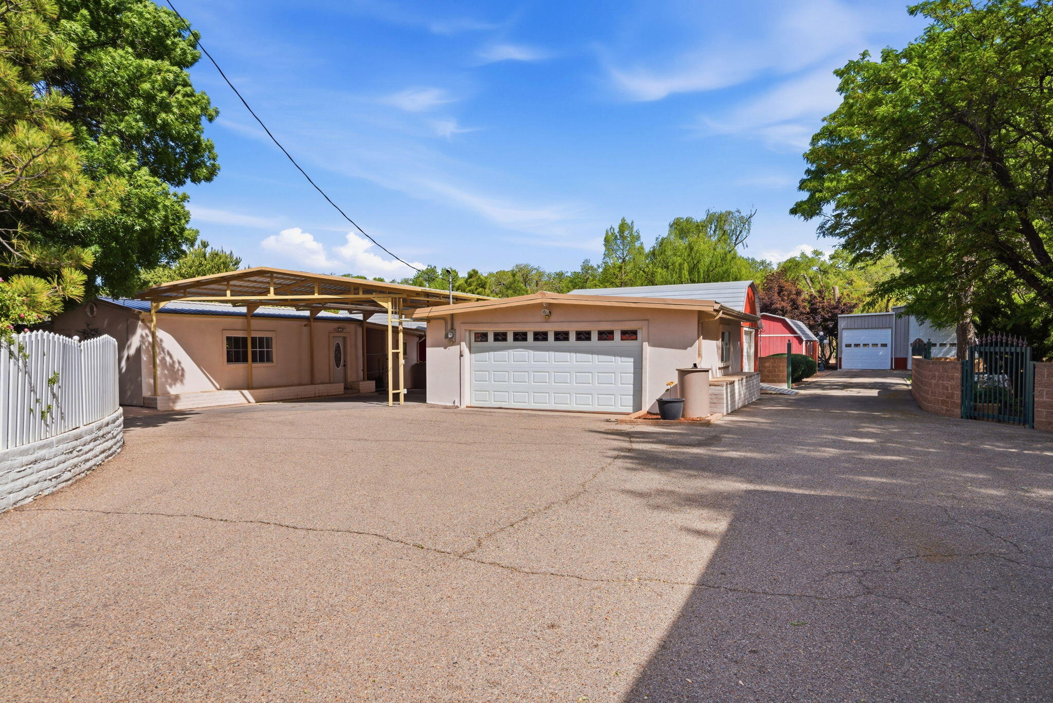 10020 Loretta Drive NW