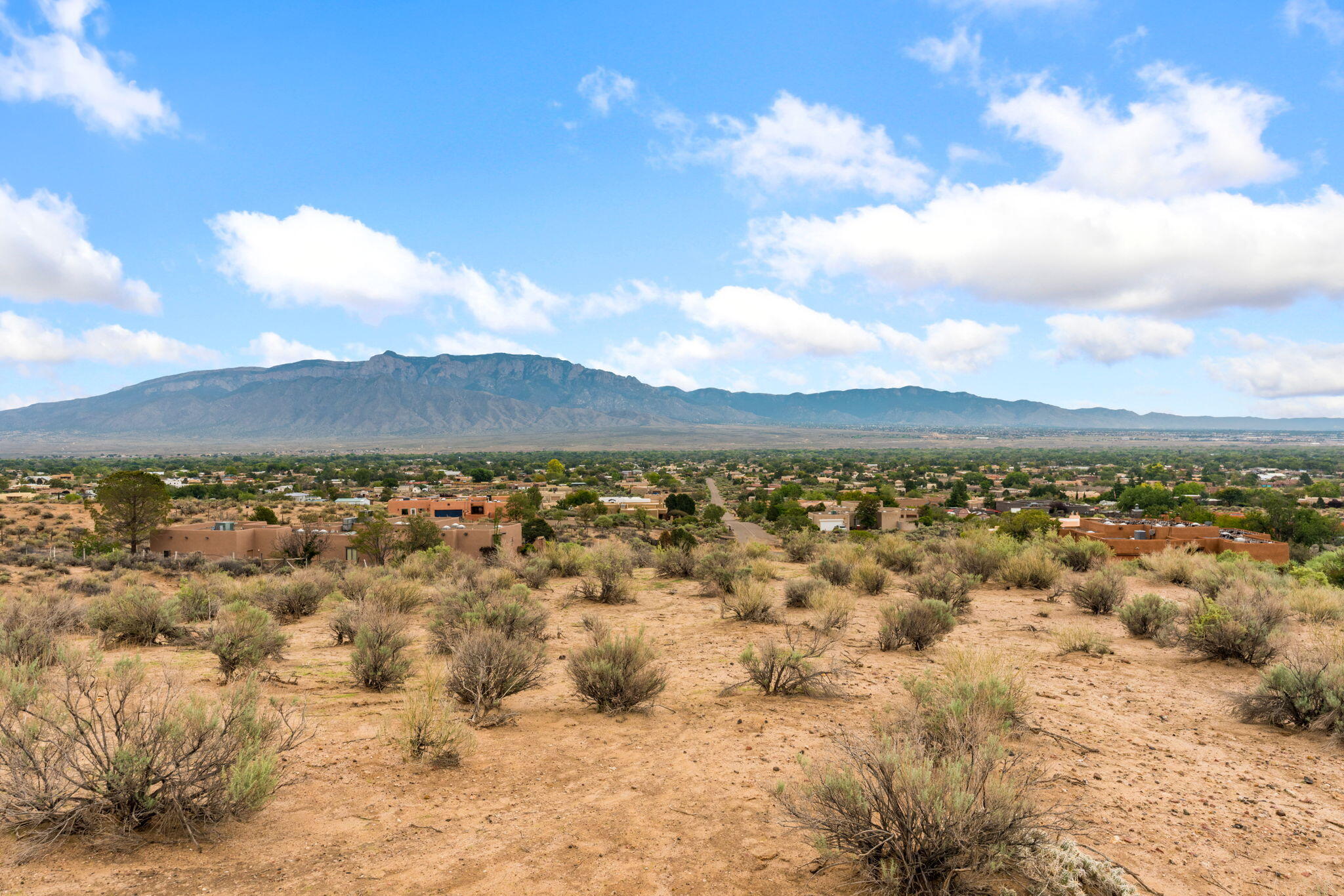 190 Tierra Encantada