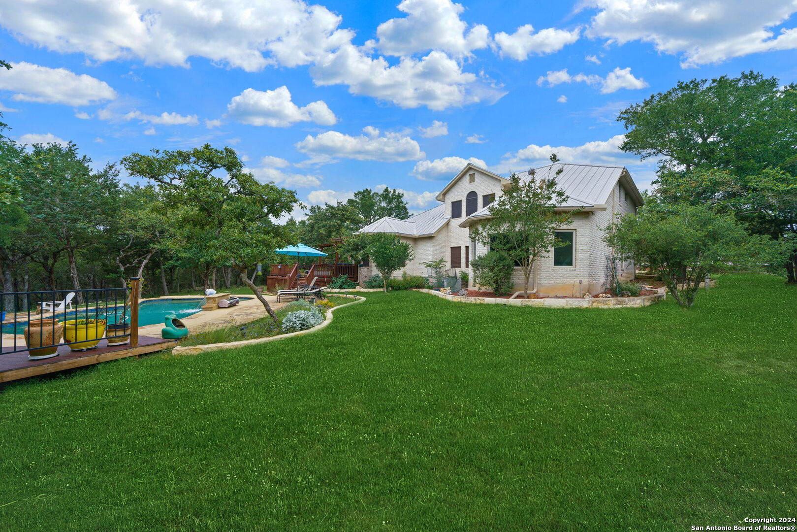 118 KENDALL VIEW DR