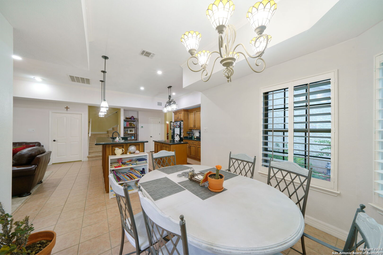 118 KENDALL VIEW DR