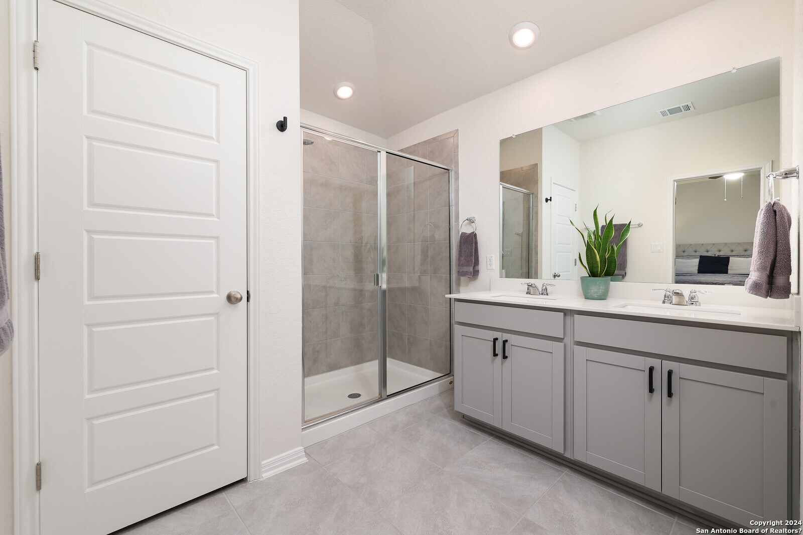 3051 Mondavi Crest