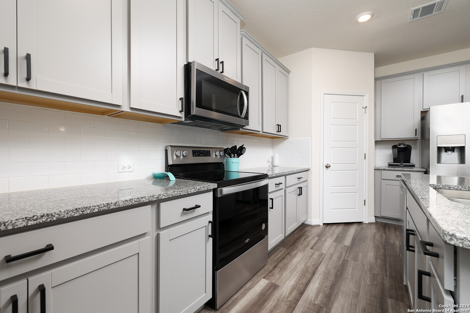 3051 Mondavi Crest