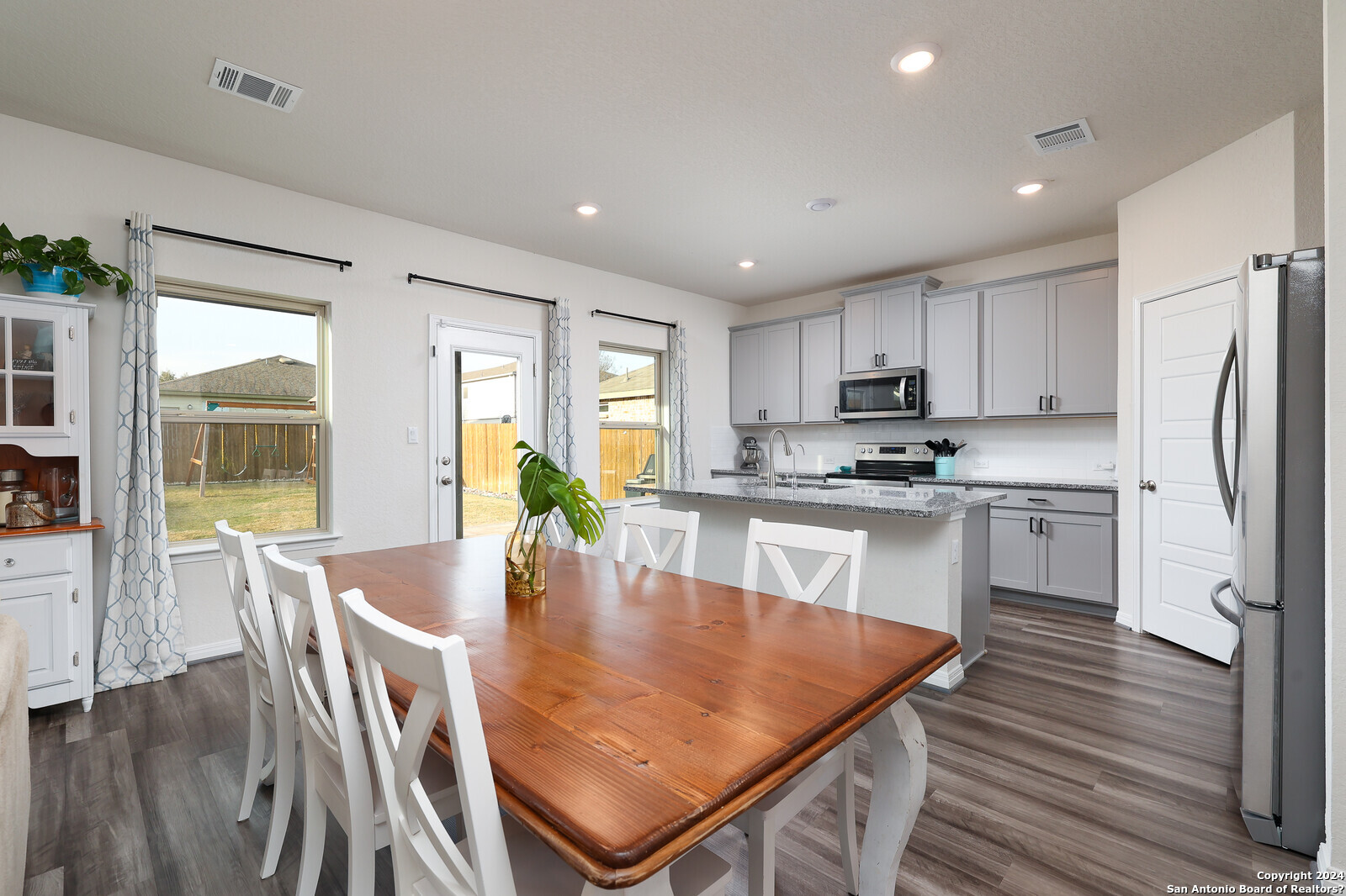3051 Mondavi Crest