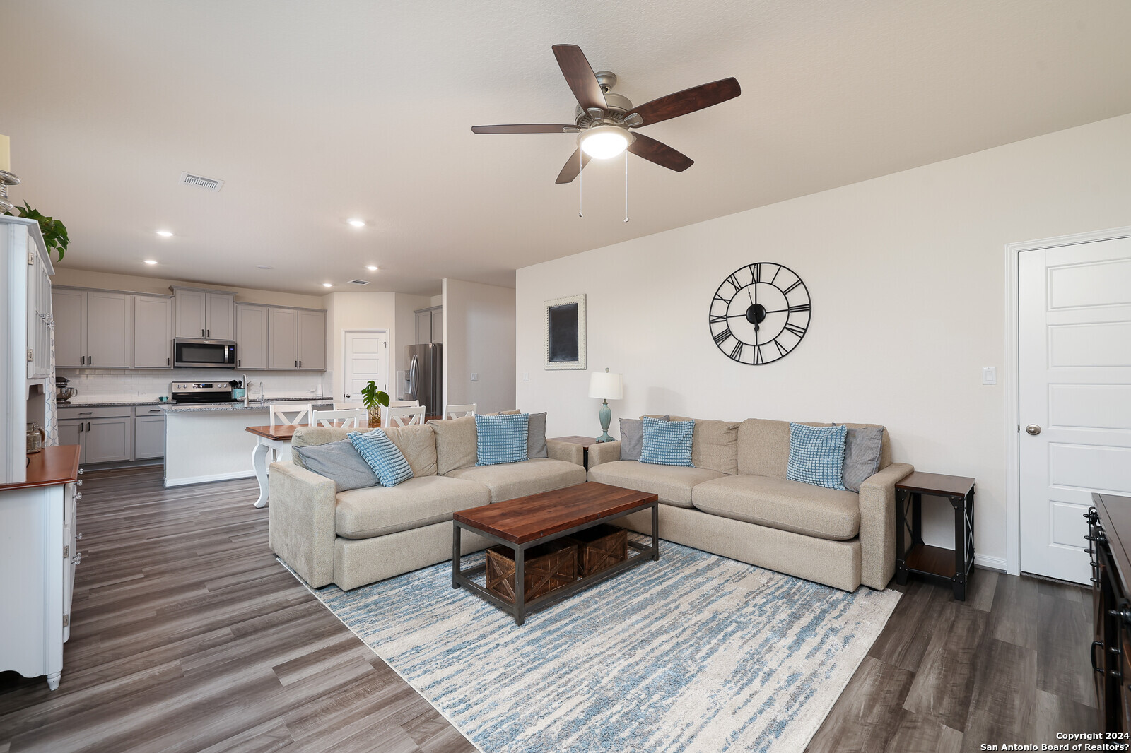 3051 Mondavi Crest