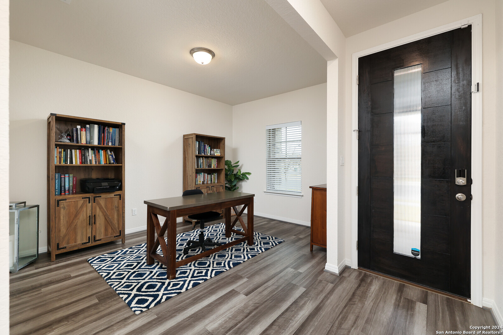 3051 Mondavi Crest