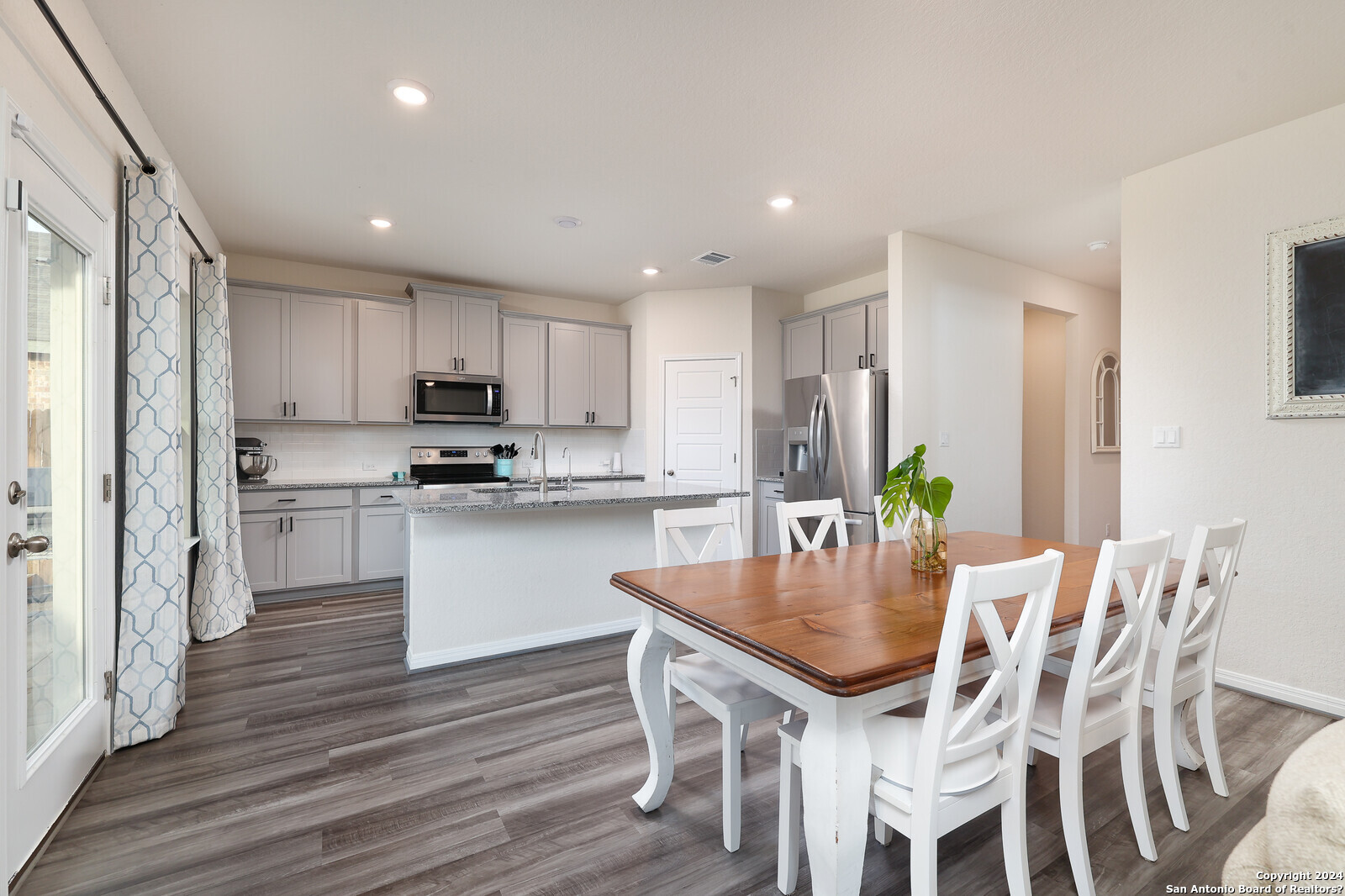 3051 Mondavi Crest