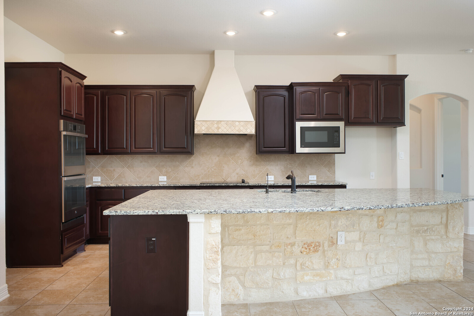 30524 Setterfeld Cir