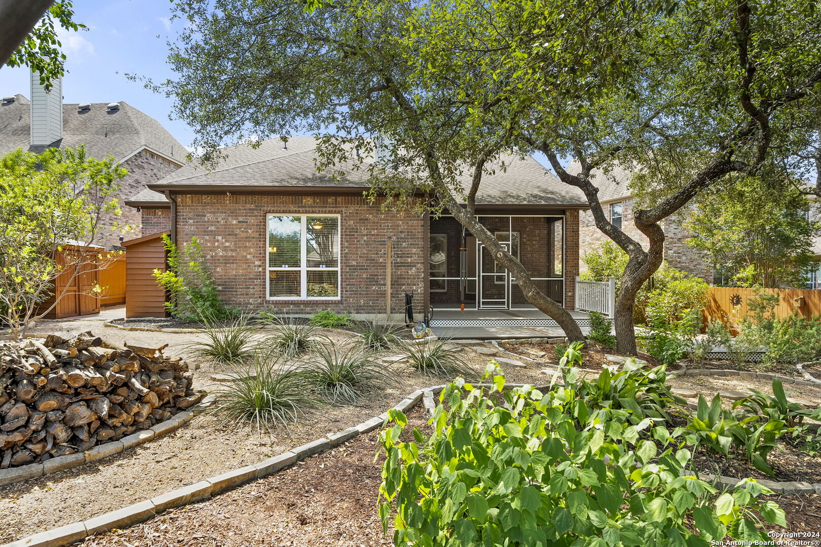 23919 WATERHOLE LN