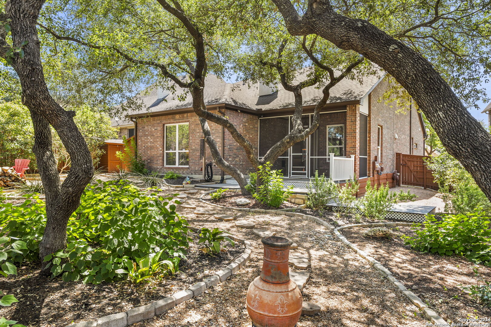 23919 WATERHOLE LN