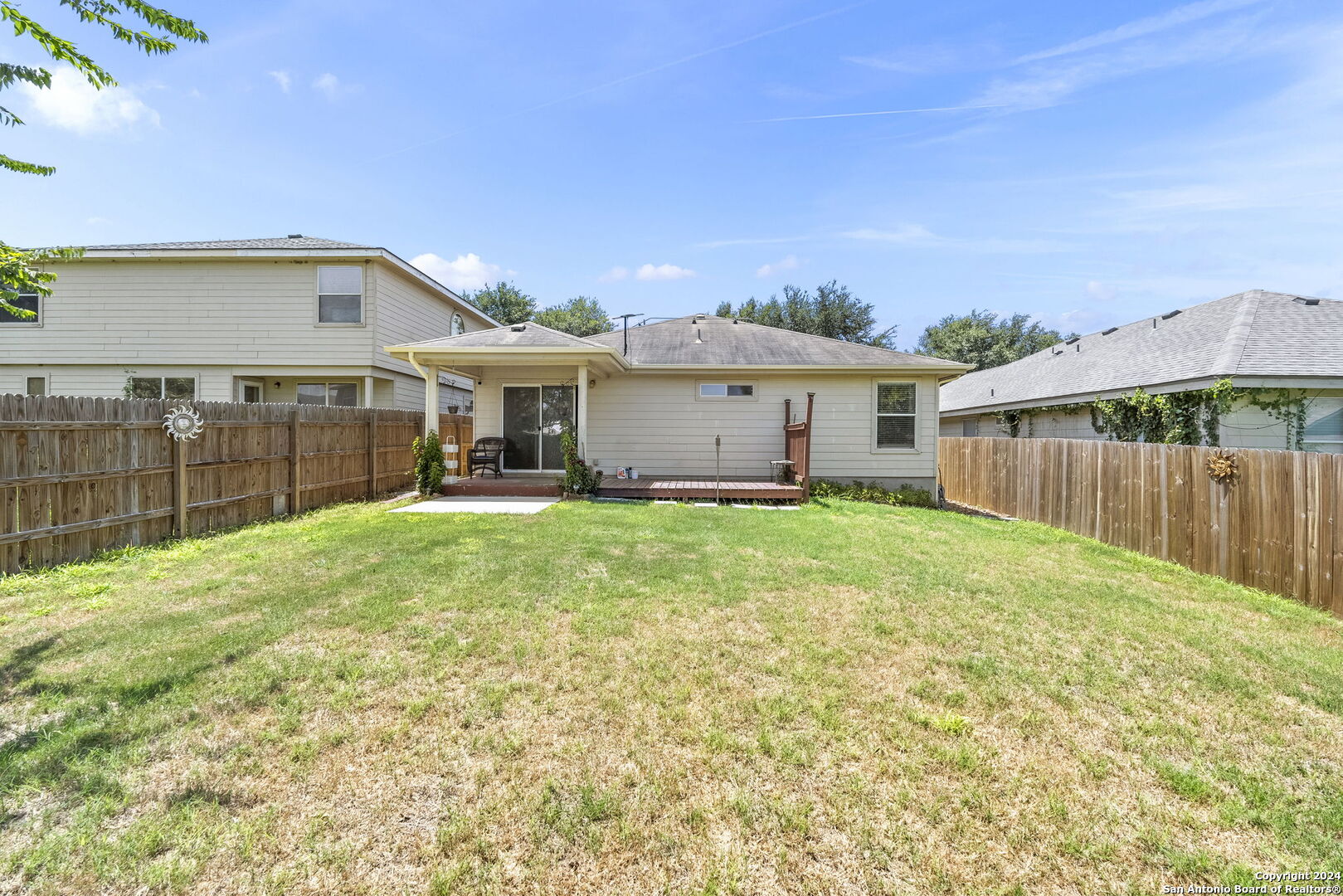 7351 LYIA BRANCH