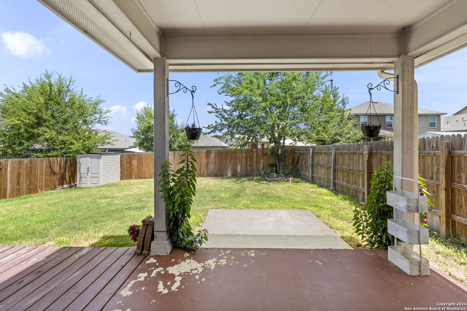 7351 LYIA BRANCH