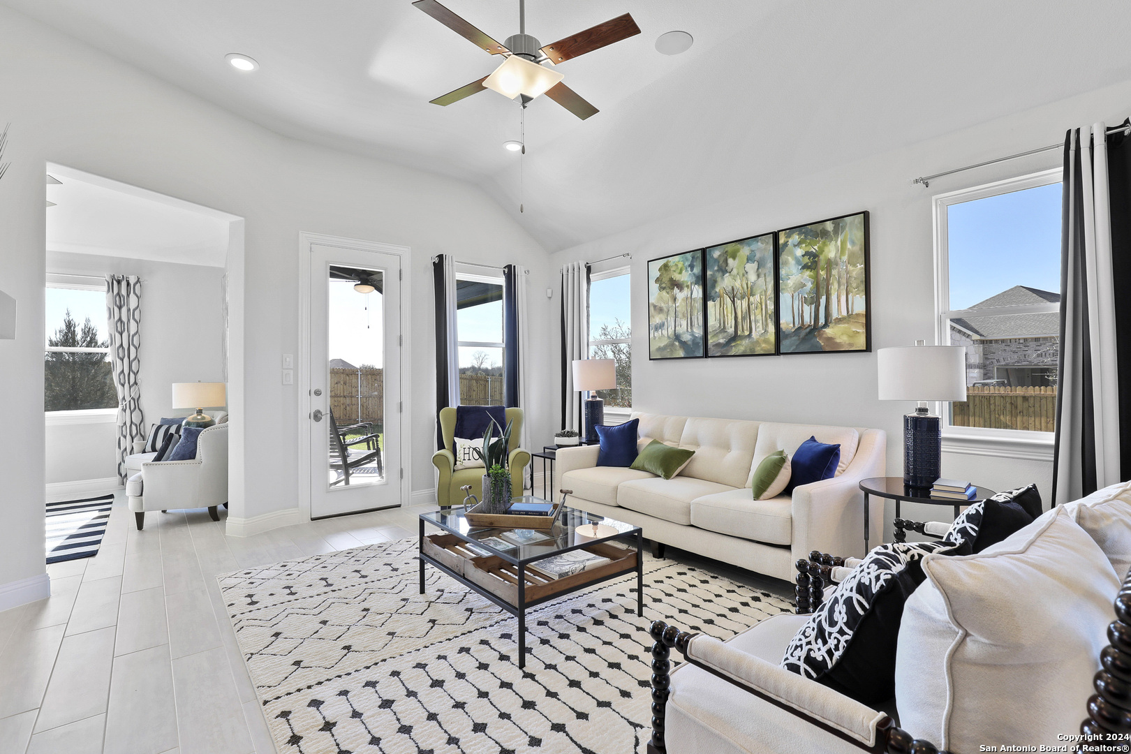 1735 Heritage Maples