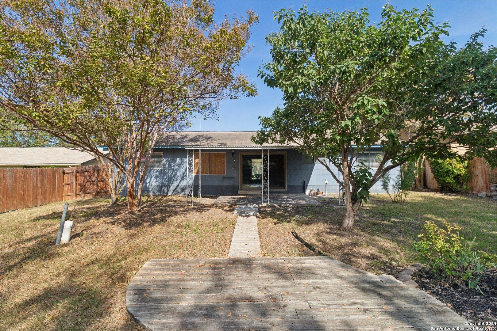 4418 EL SIMPATICO ST