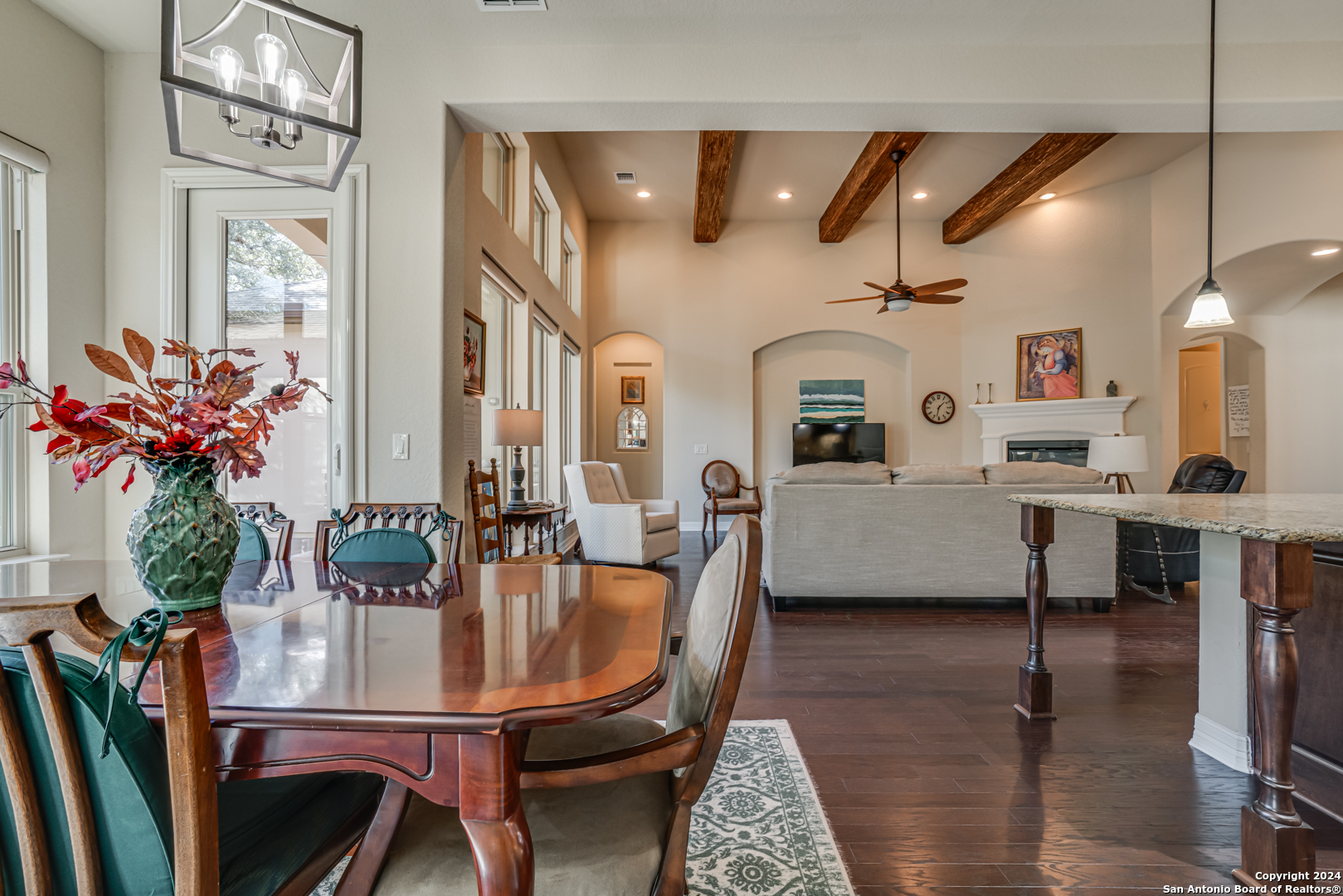 4642 AMOROSA WAY