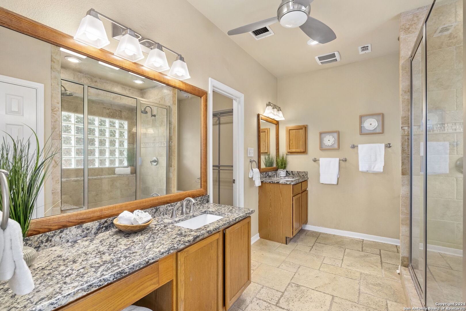 2415 REDLAND MESA
