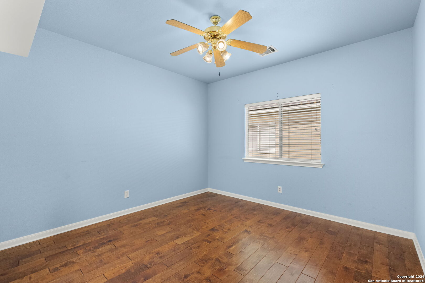 2415 REDLAND MESA