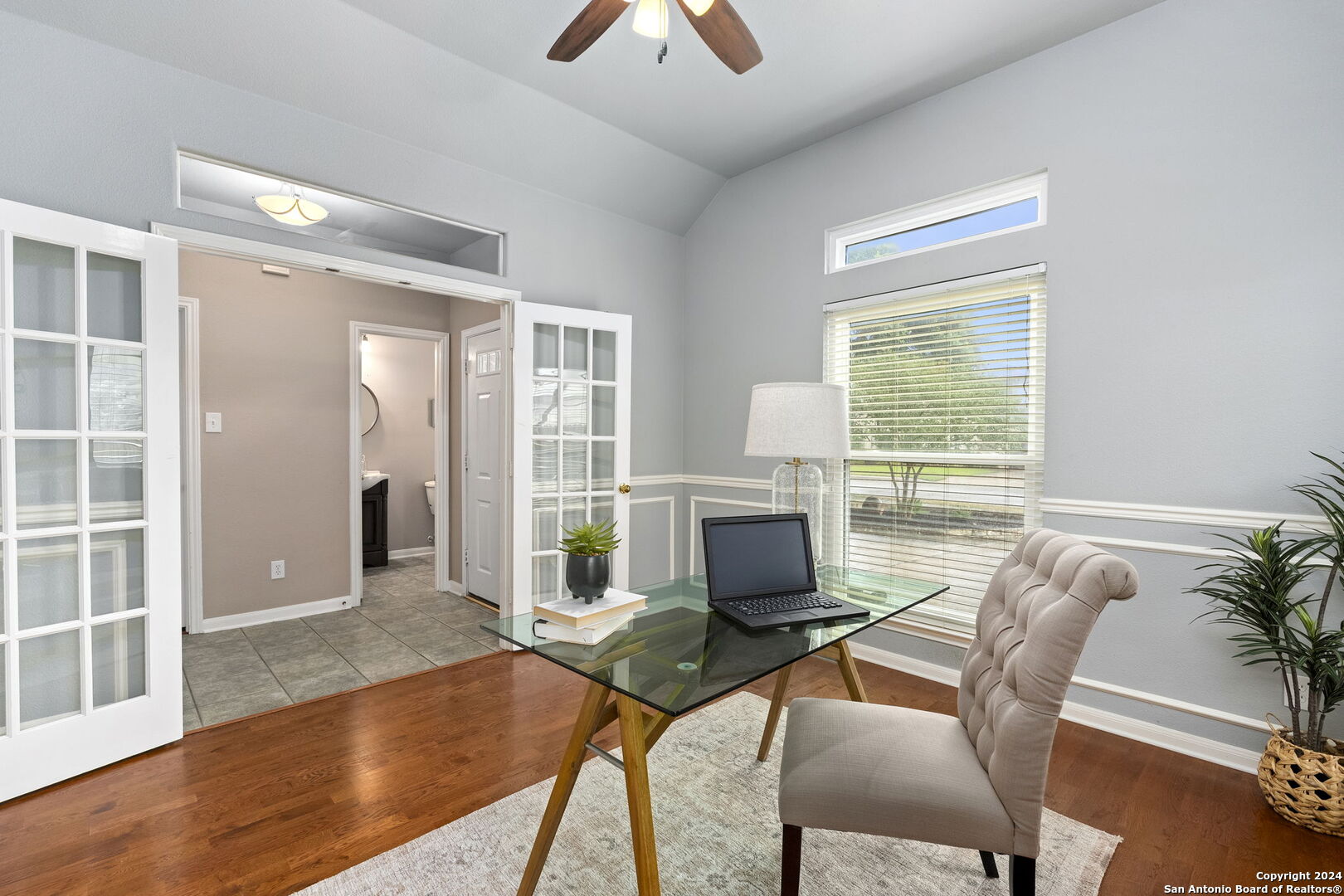 2415 REDLAND MESA