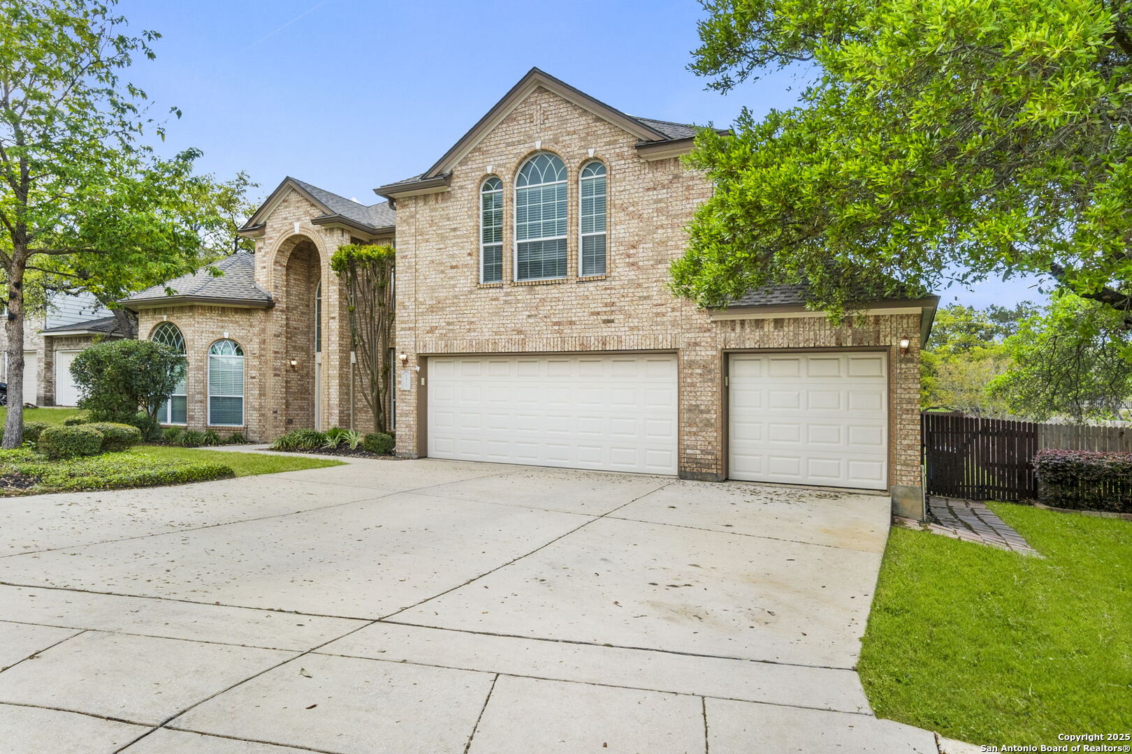 1511 Lookout