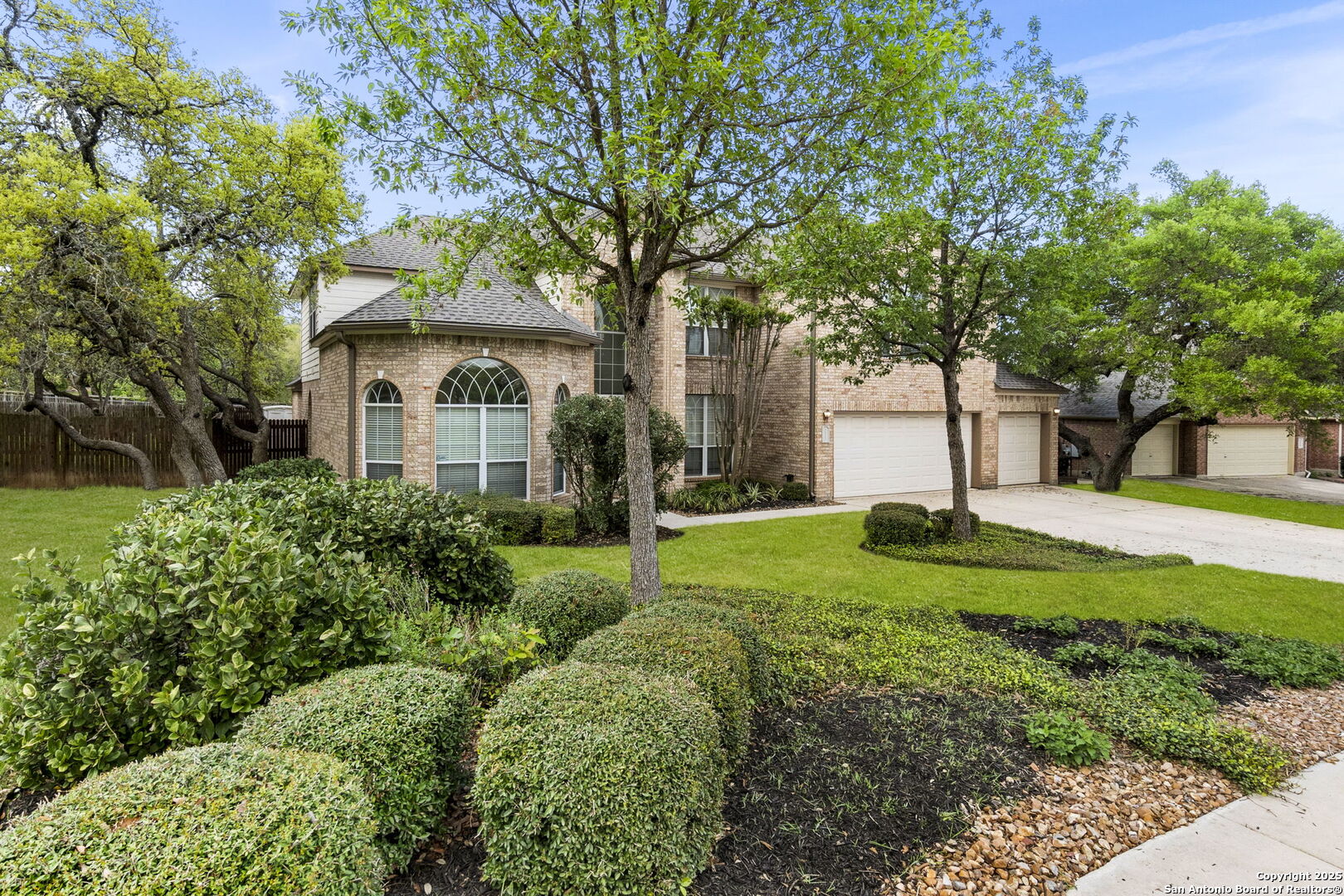 1511 Lookout