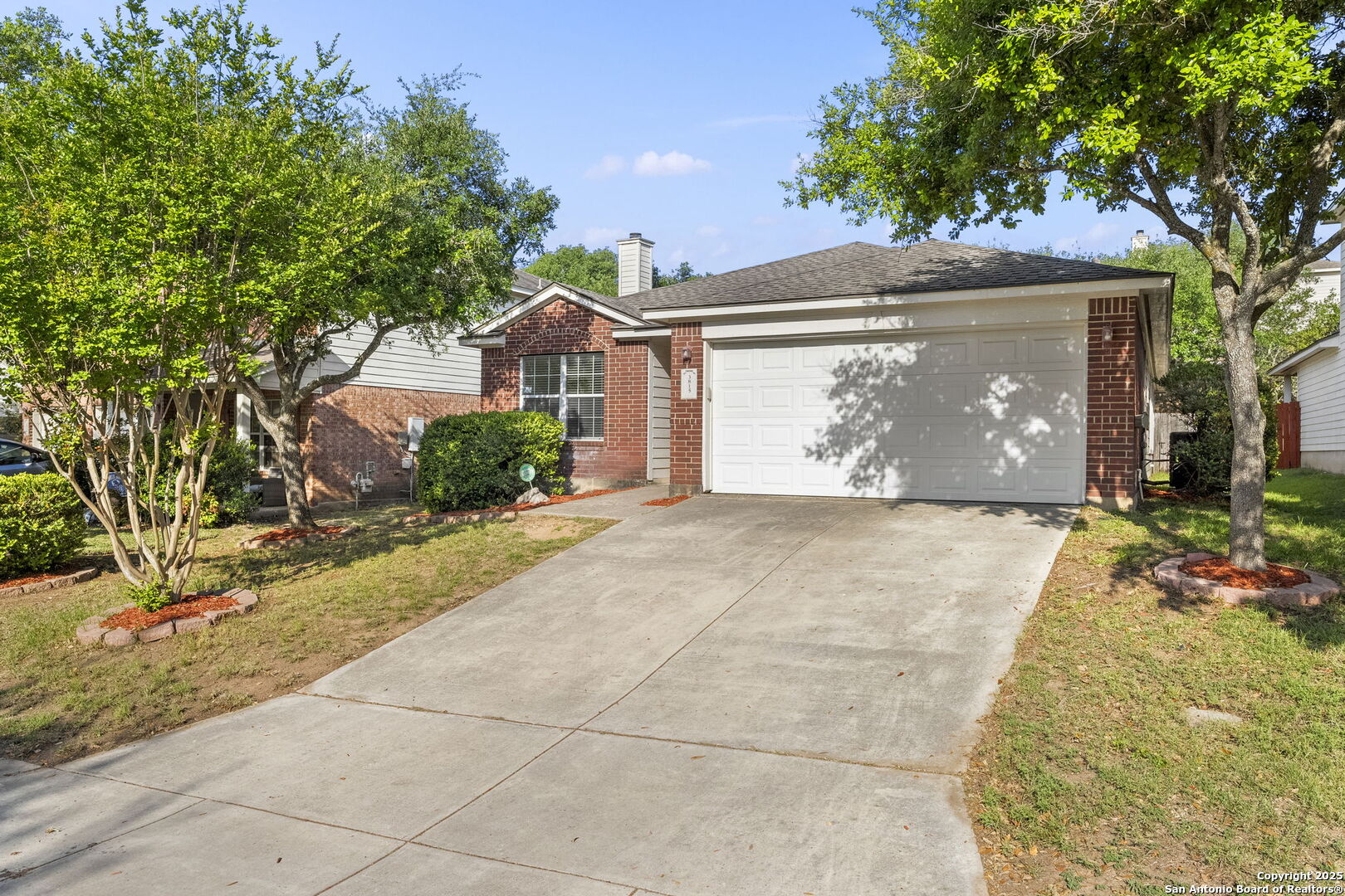 3815 Bennington Way