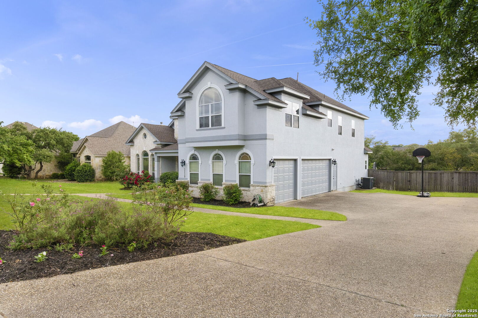 3239 Roan Way