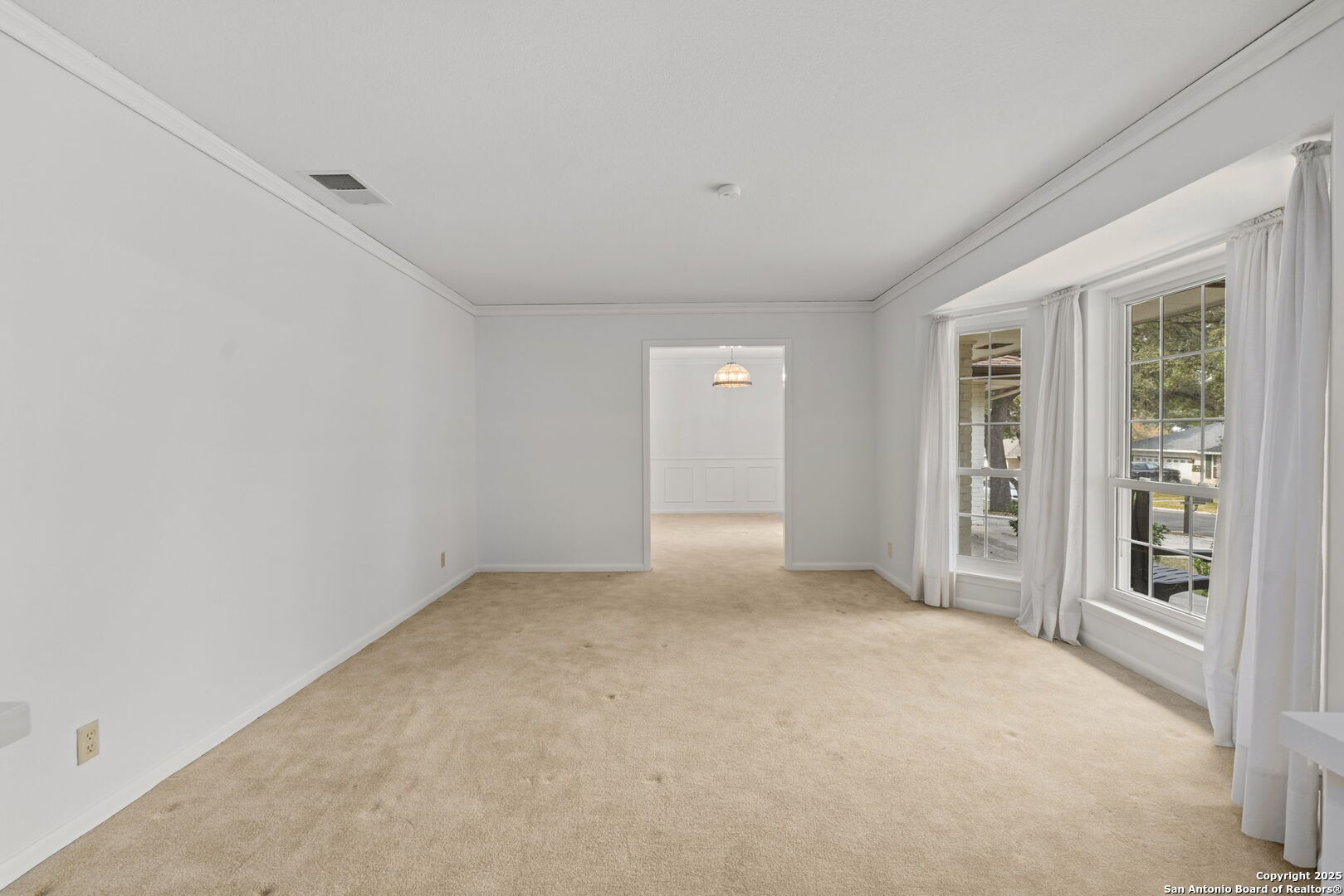 5922 Windhaven