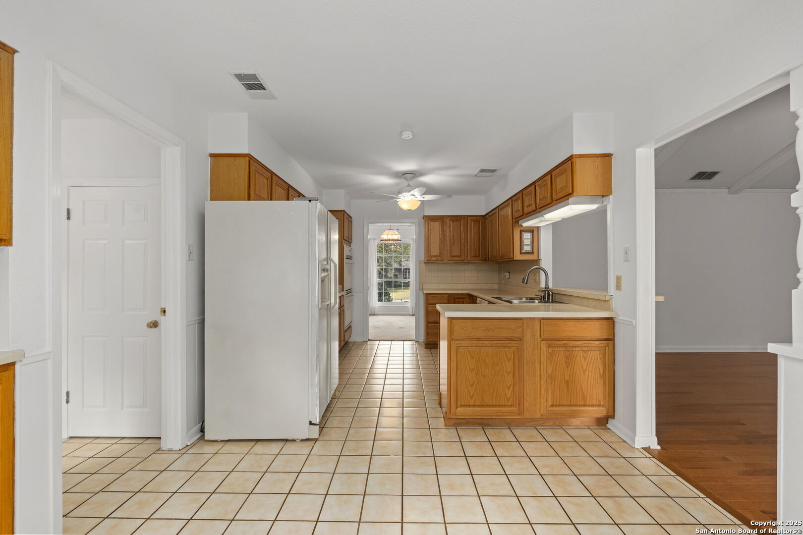 5922 Windhaven