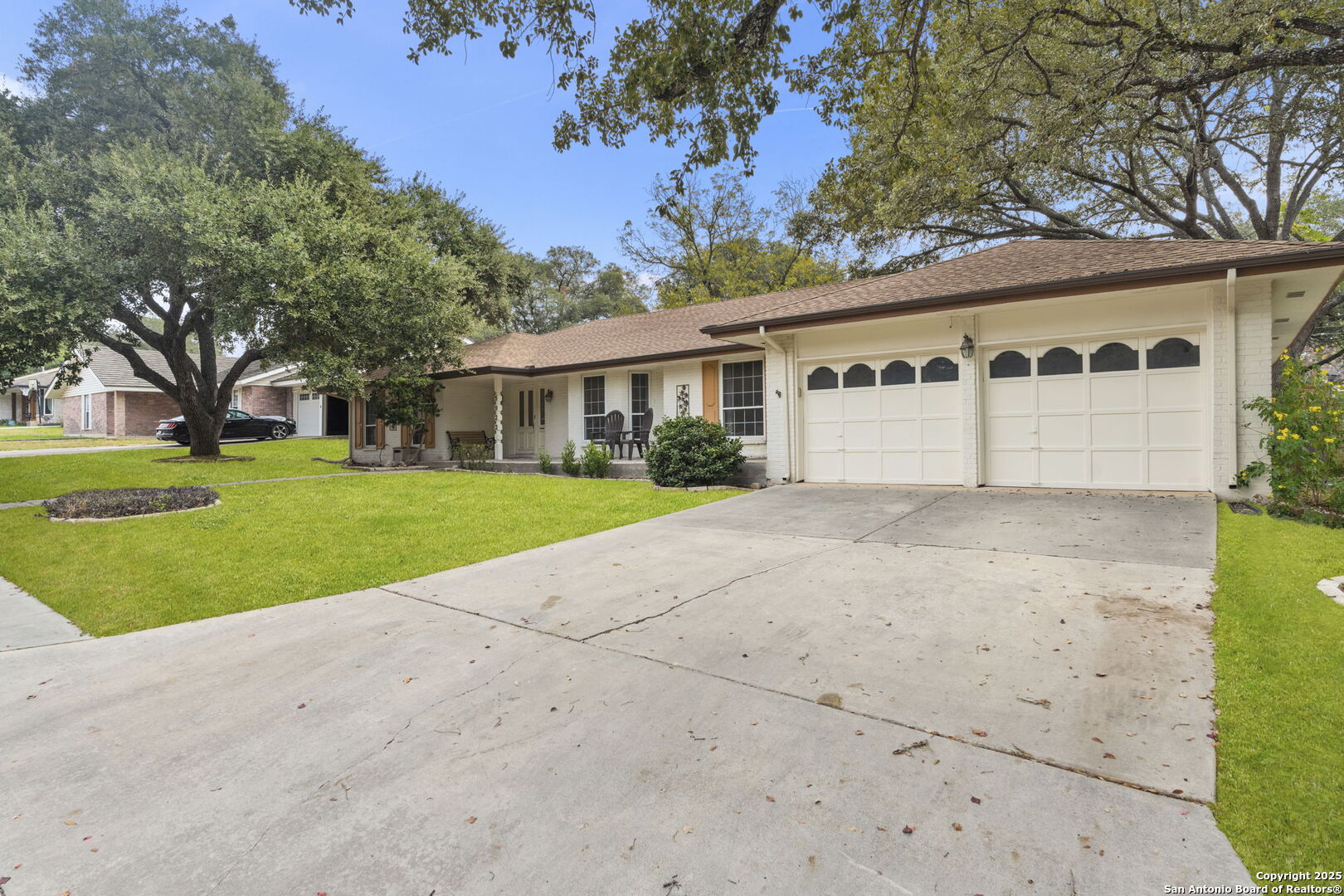 5922 Windhaven