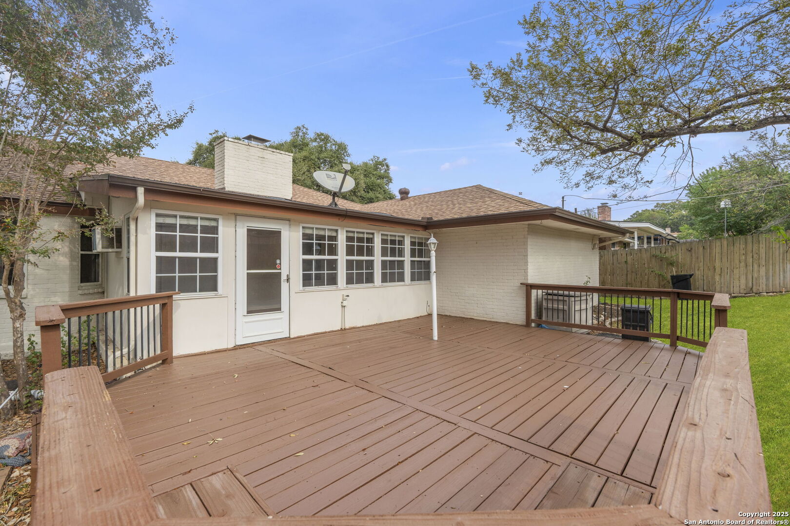5922 Windhaven