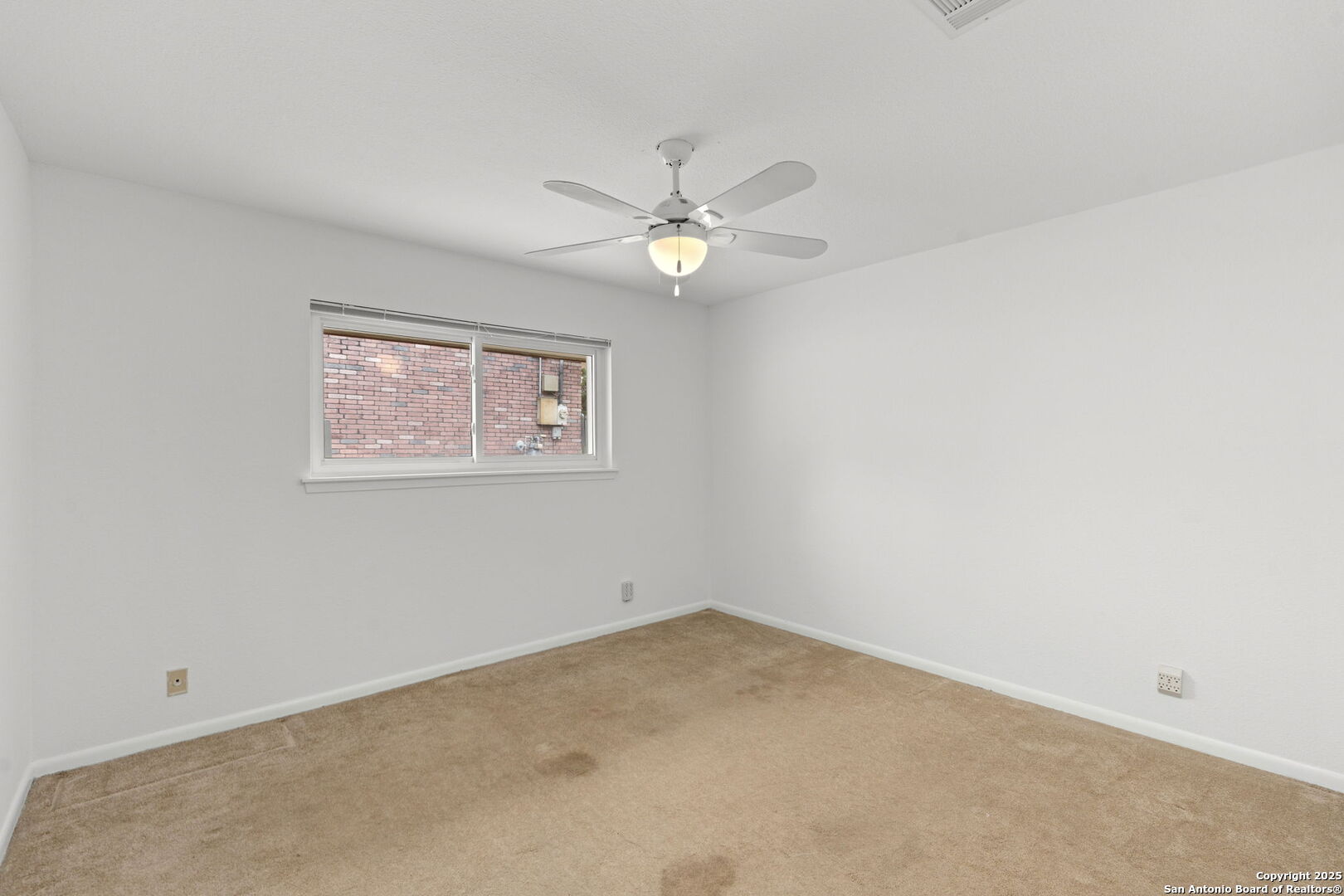 5922 Windhaven