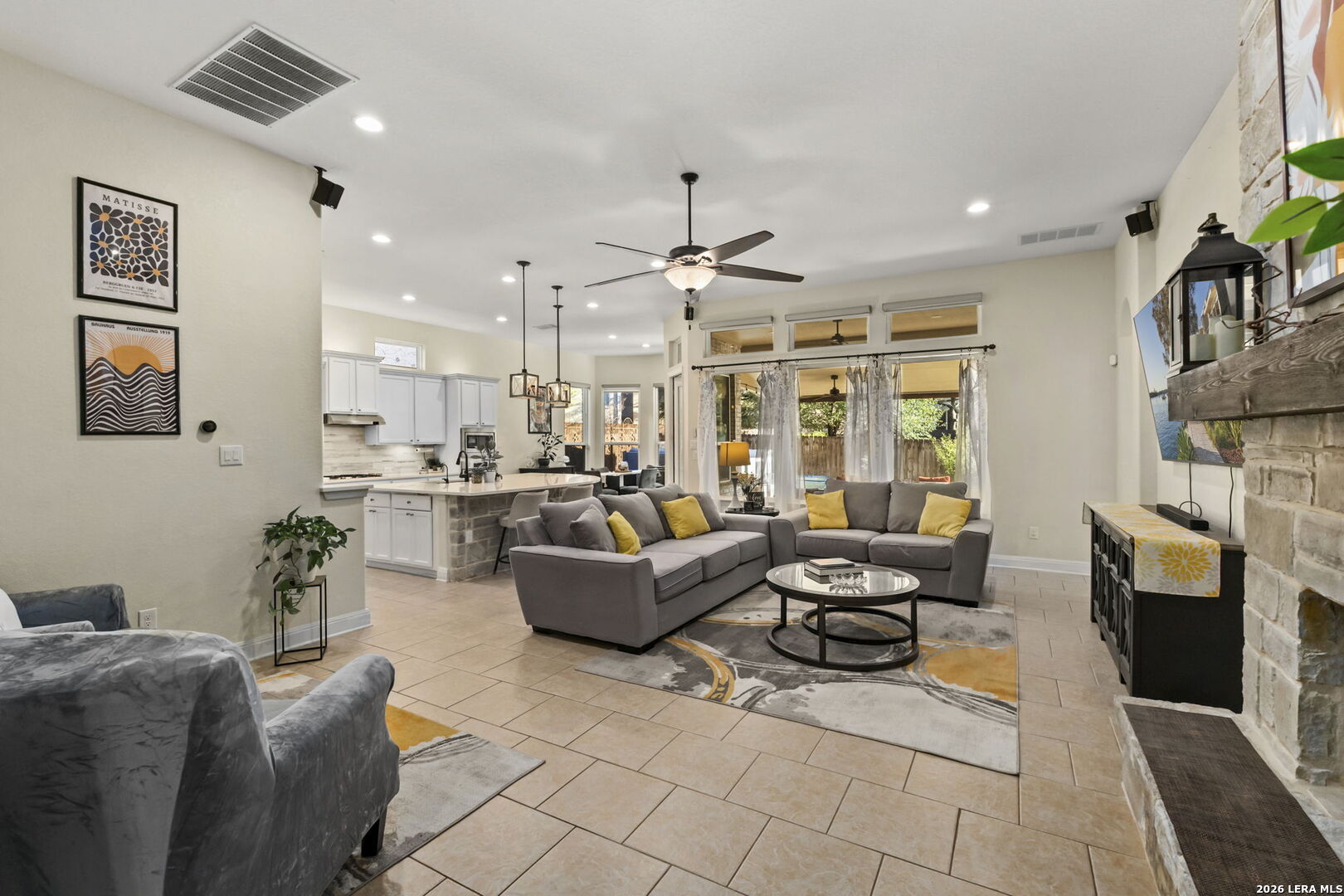 12411 Magnolia Spg