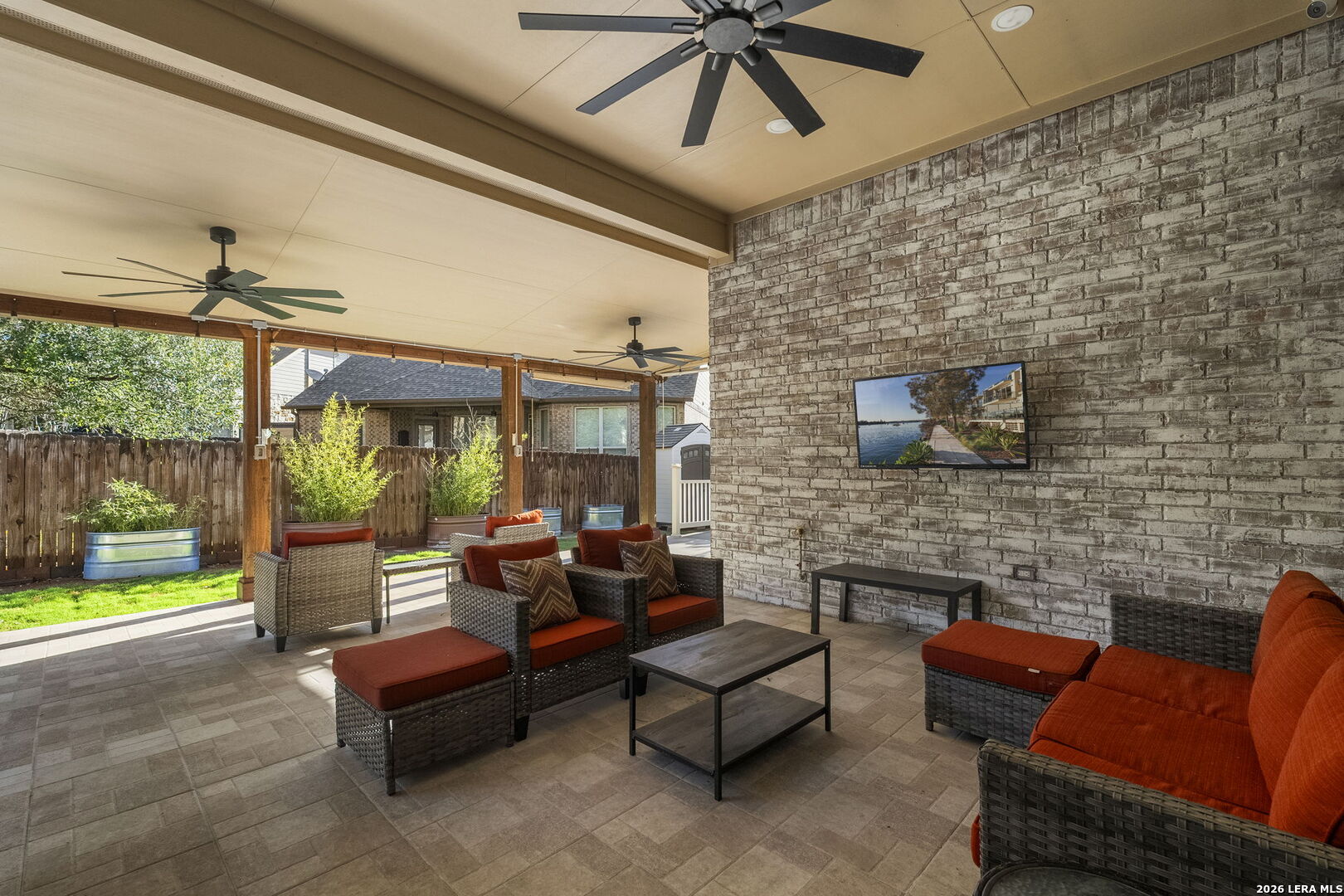 12411 Magnolia Spg