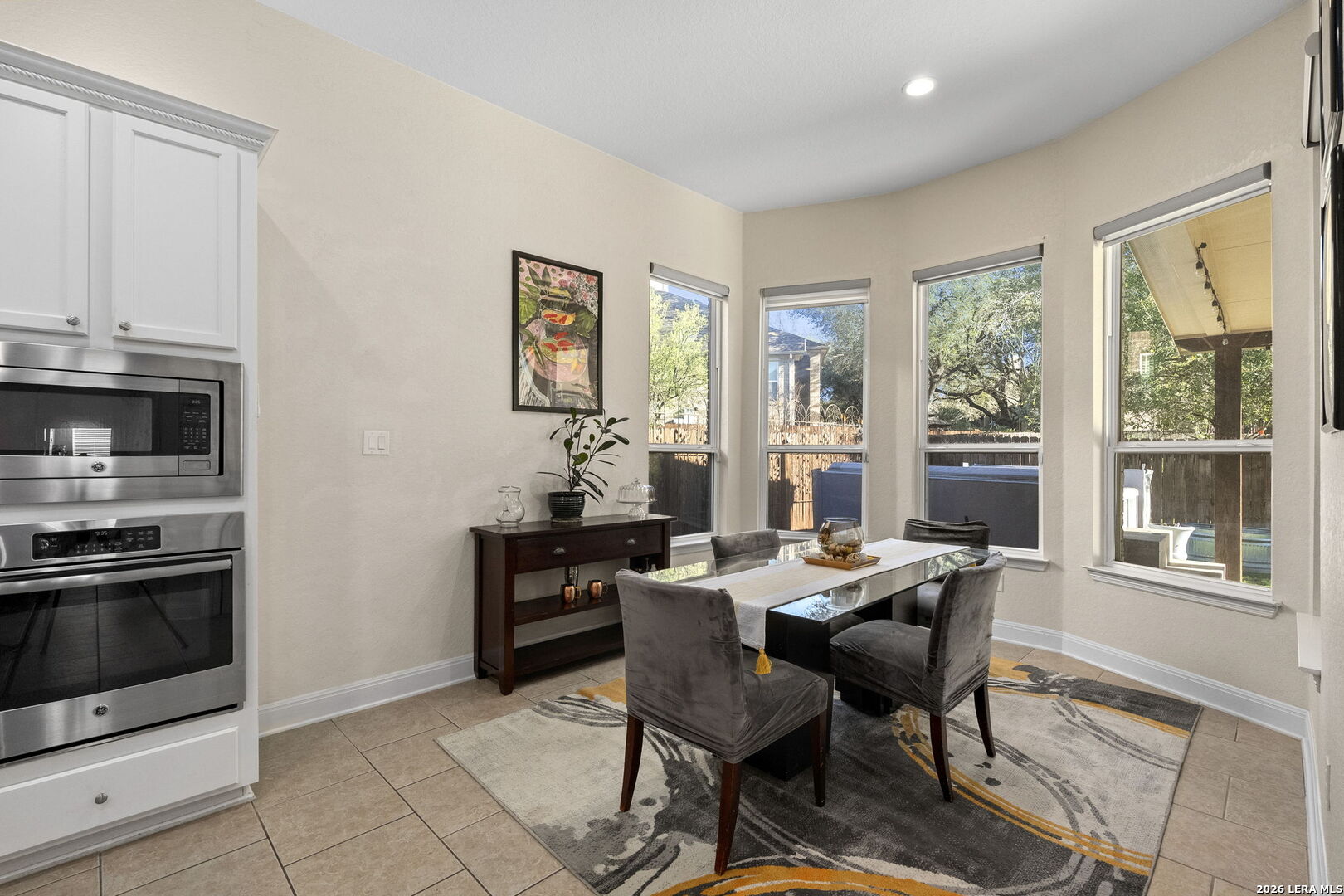 12411 Magnolia Spg