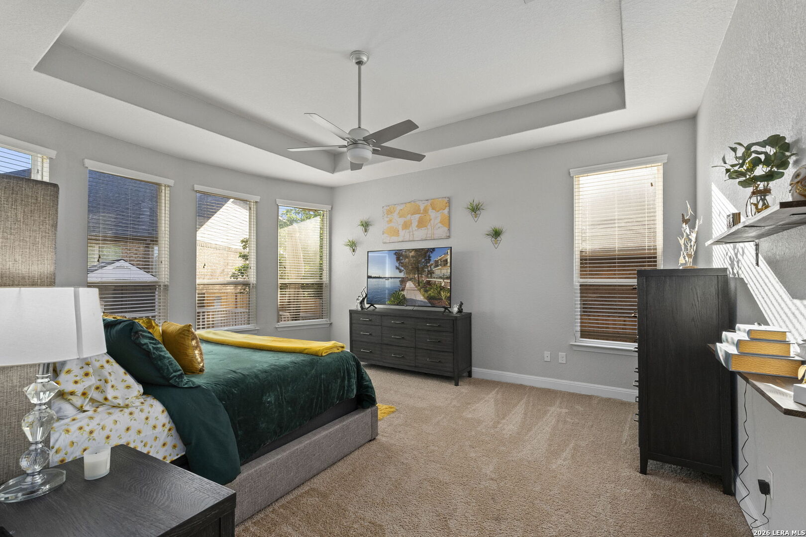 12411 Magnolia Spg