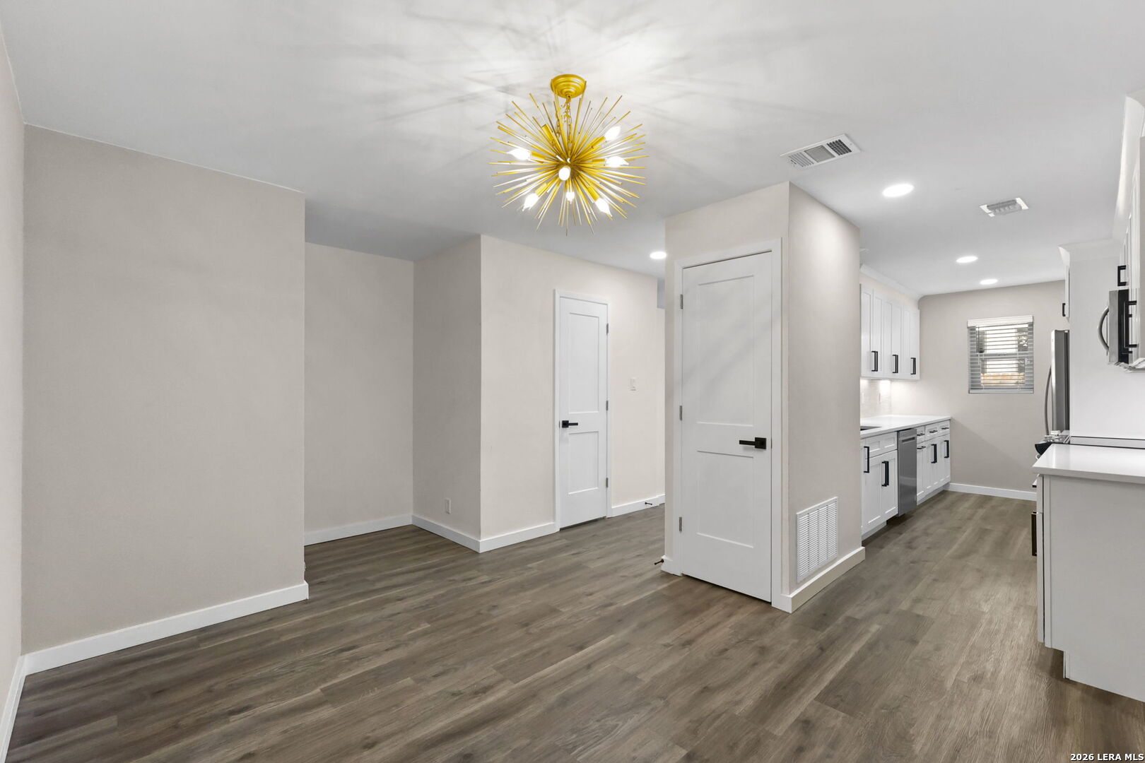2718 Old Field 304