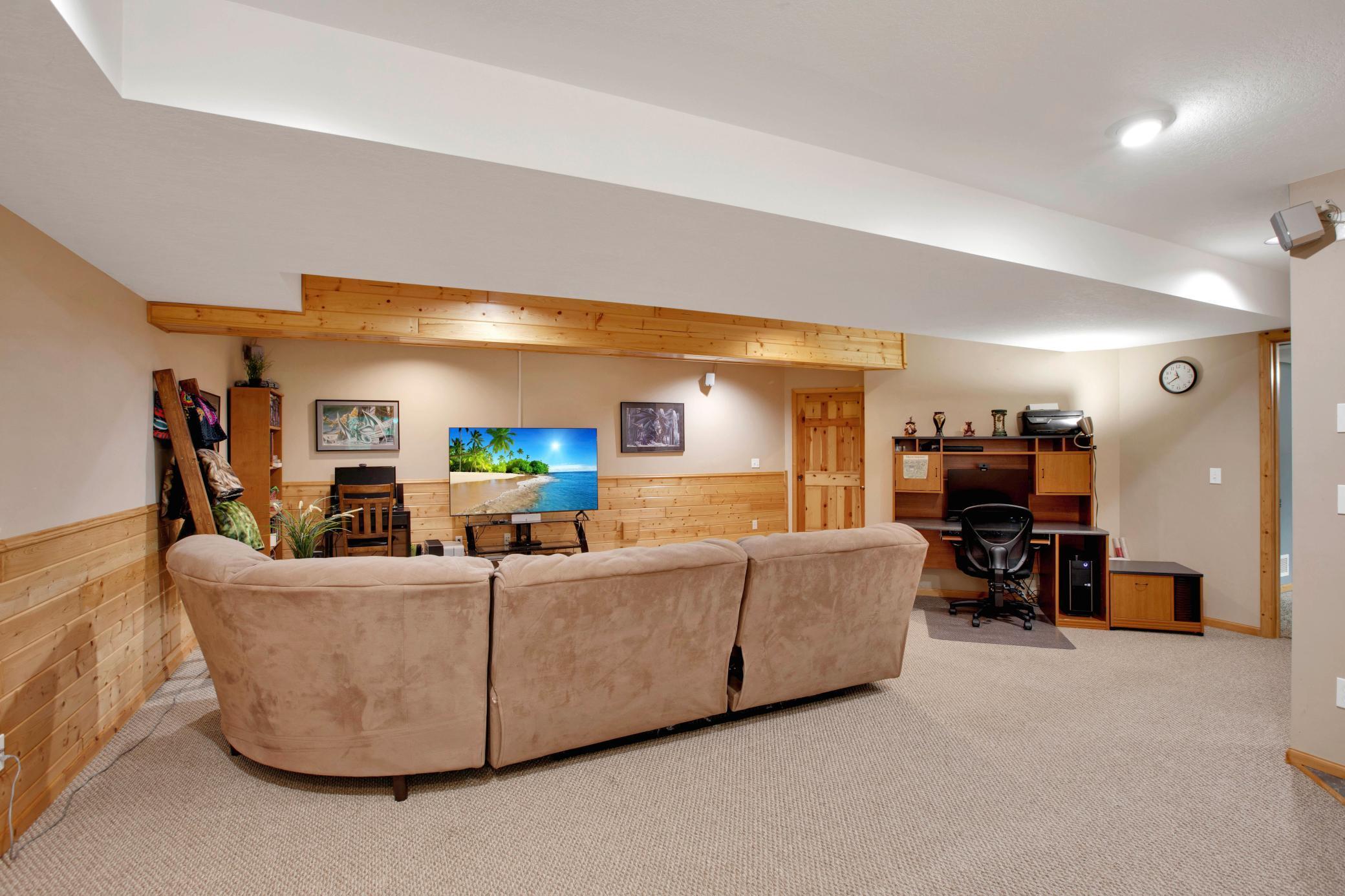 2709 Autumn Woods Drive