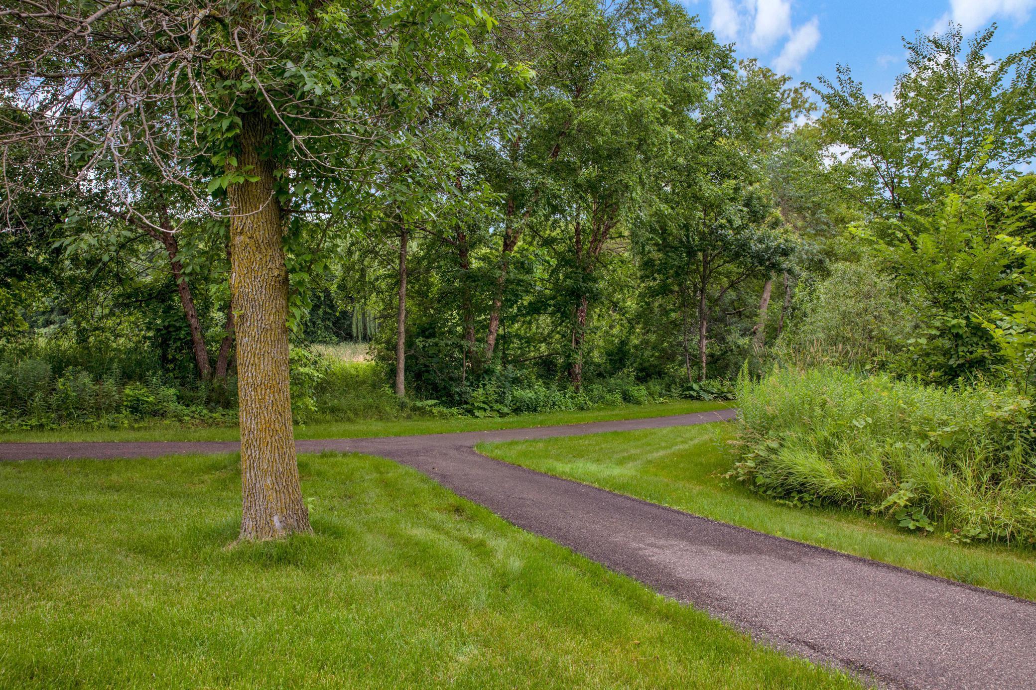 2709 Autumn Woods Drive