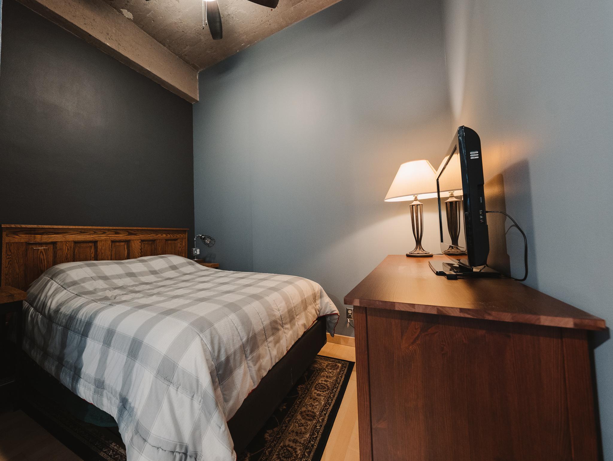 1901 E Hennepin Avenue Unit: 206