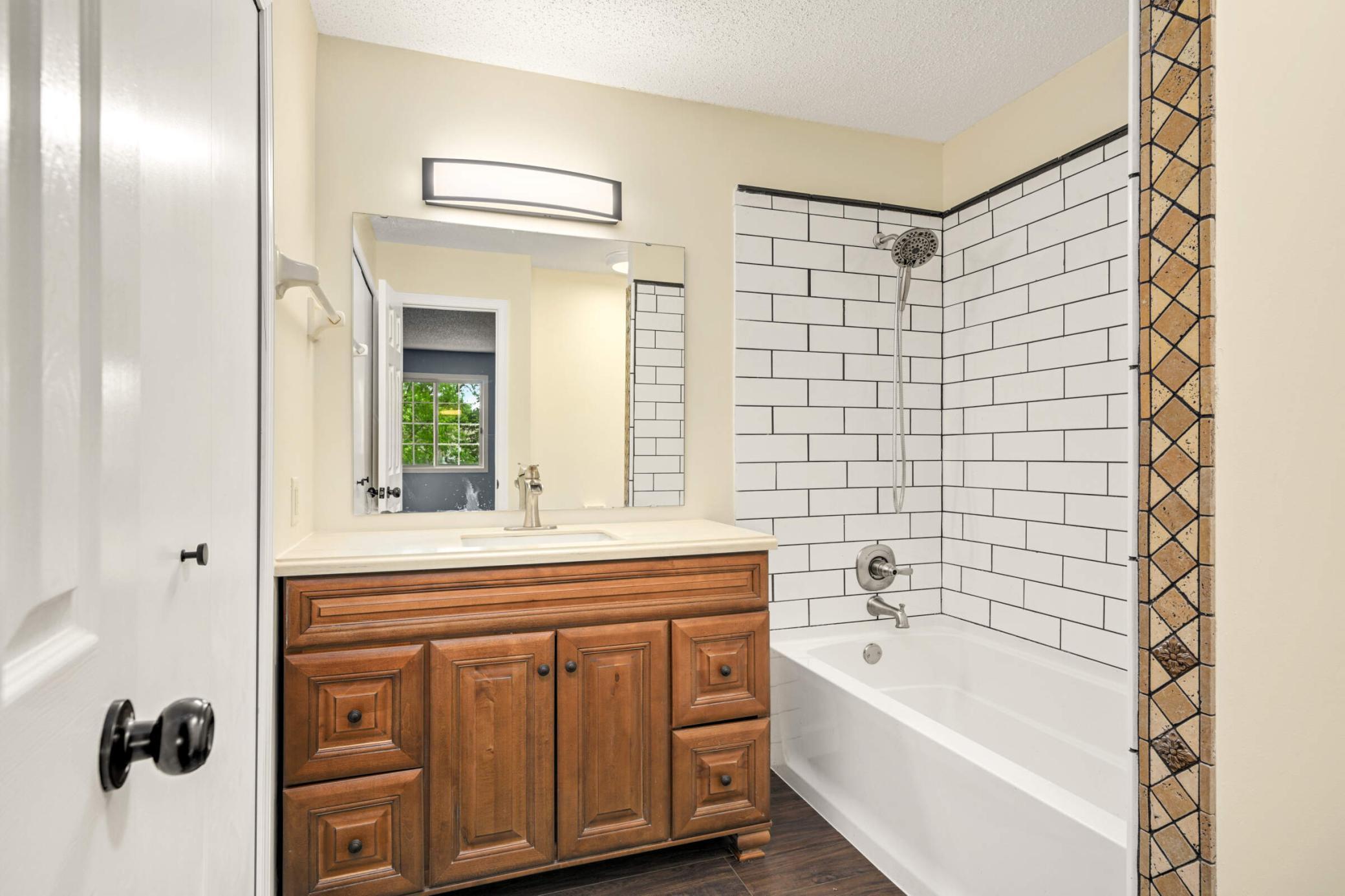 2577 Heritage Drive Unit: 108